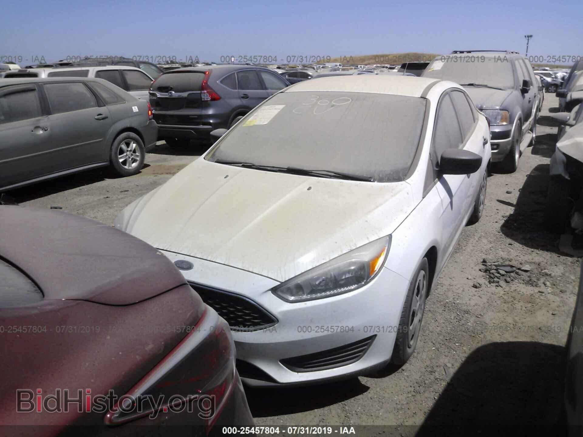 2016 FORD FOCUS - VIN: 1FADP3E21GL276159 - Фото 2