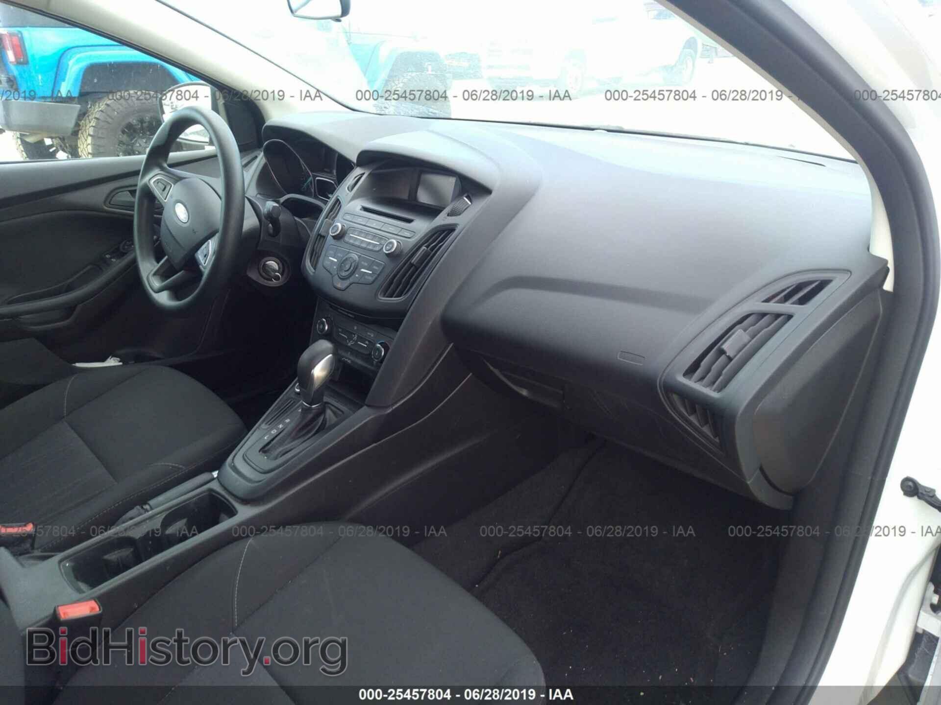 2016 FORD FOCUS - VIN: 1FADP3E21GL276159 - Фото 5