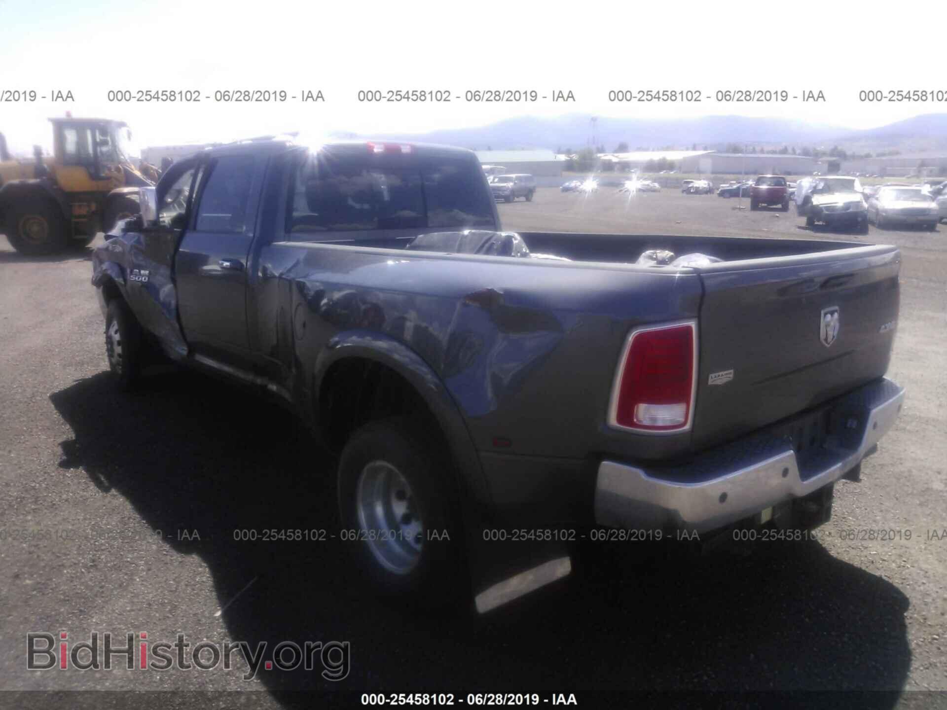 2015 RAM 3500 - VIN: 3C63RRJL6FG541663 - Фото 3