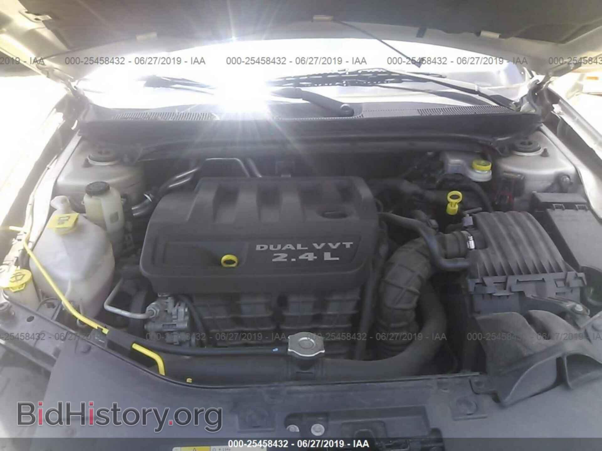 2013 CHRYSLER 200 - VIN: 1C3CCBAB4DN765225 - Фото 10