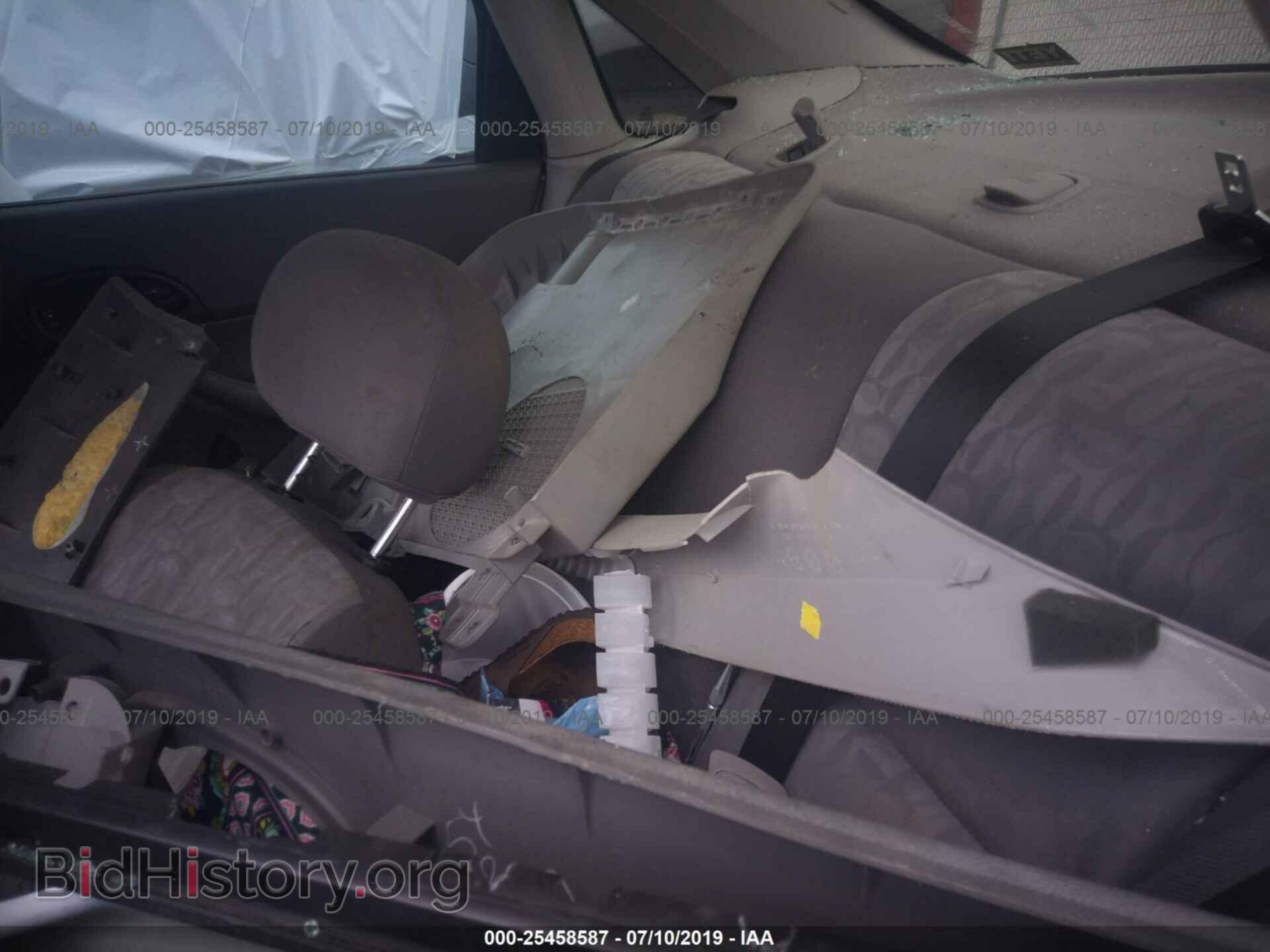 2005 FORD FOCUS - VIN: 1FAFP34N75W125374 - Фото 8