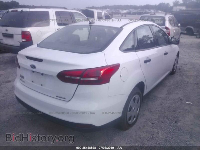 2016 Ford FOCUS (VIN 1FADP3E25GL355477) — photo 4 of 10
