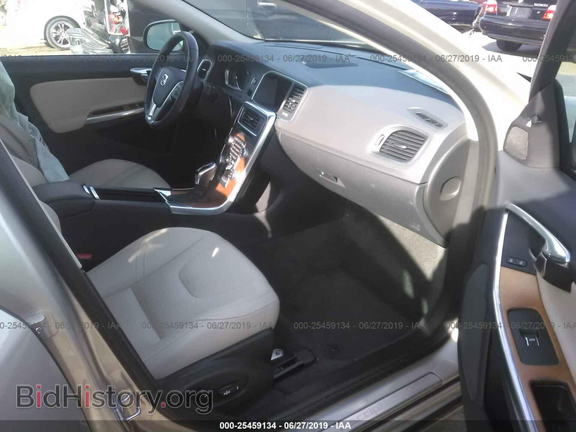 2017 VOLVO S60 - VIN: LYV402HM3HB145214 - Photo 5