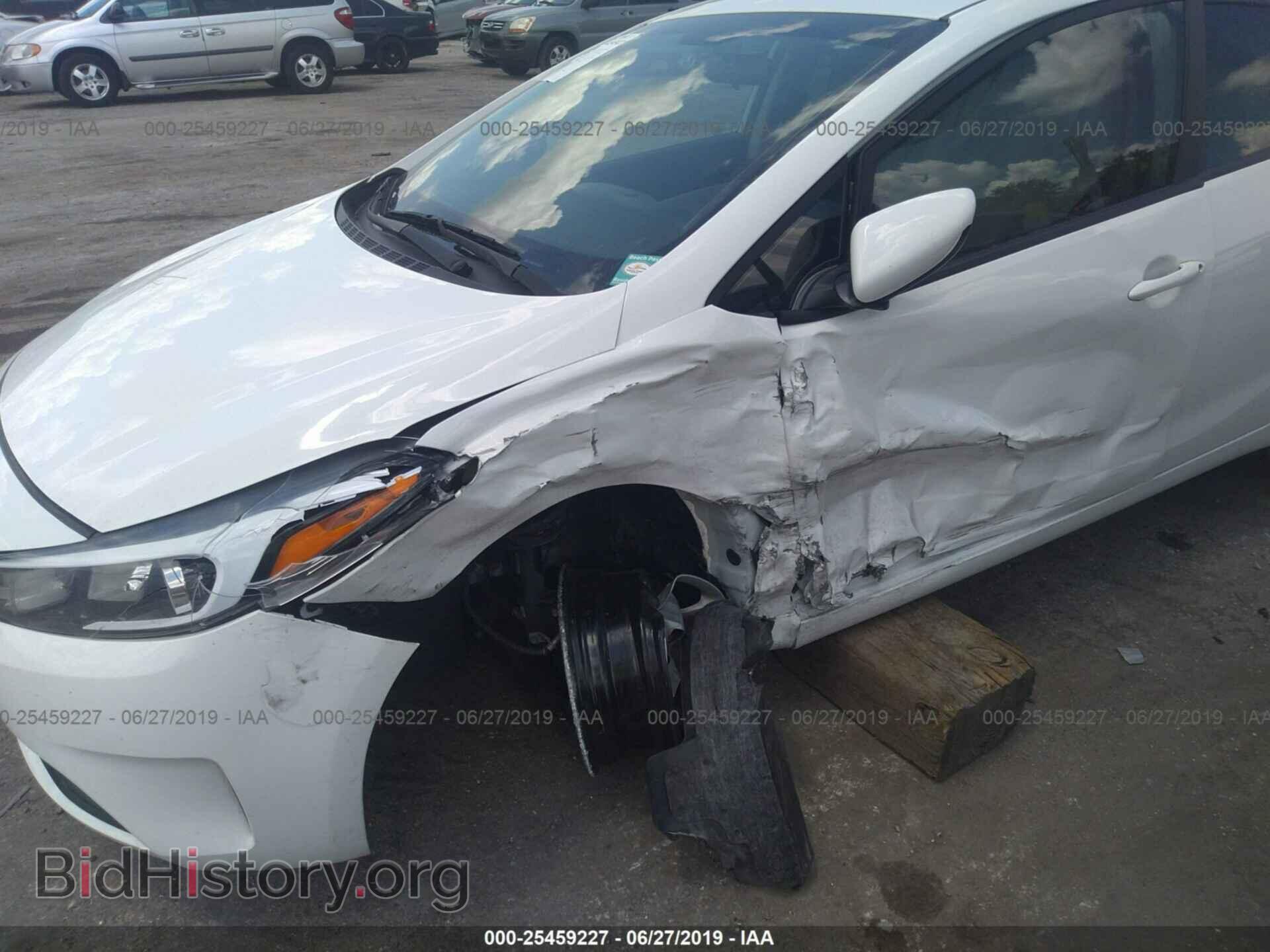 2017 KIA FORTE - VIN: 3KPFK4A75HE050855 - Фото 6