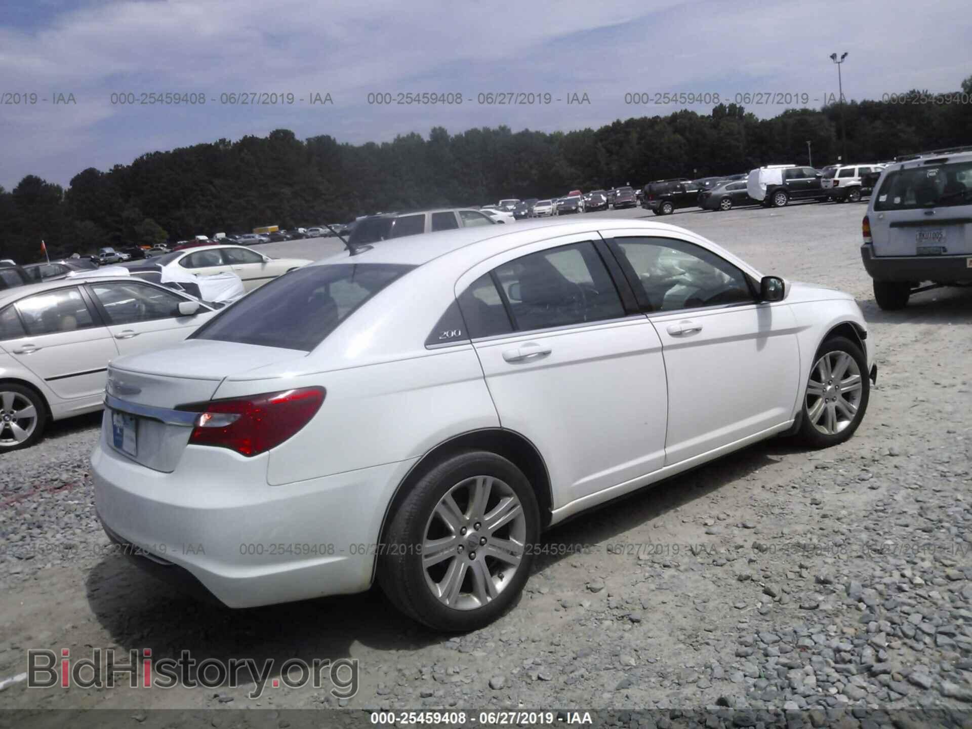 2012 CHRYSLER 200 - VIN: 1C3CCBBG2CN297066 - Фото 4
