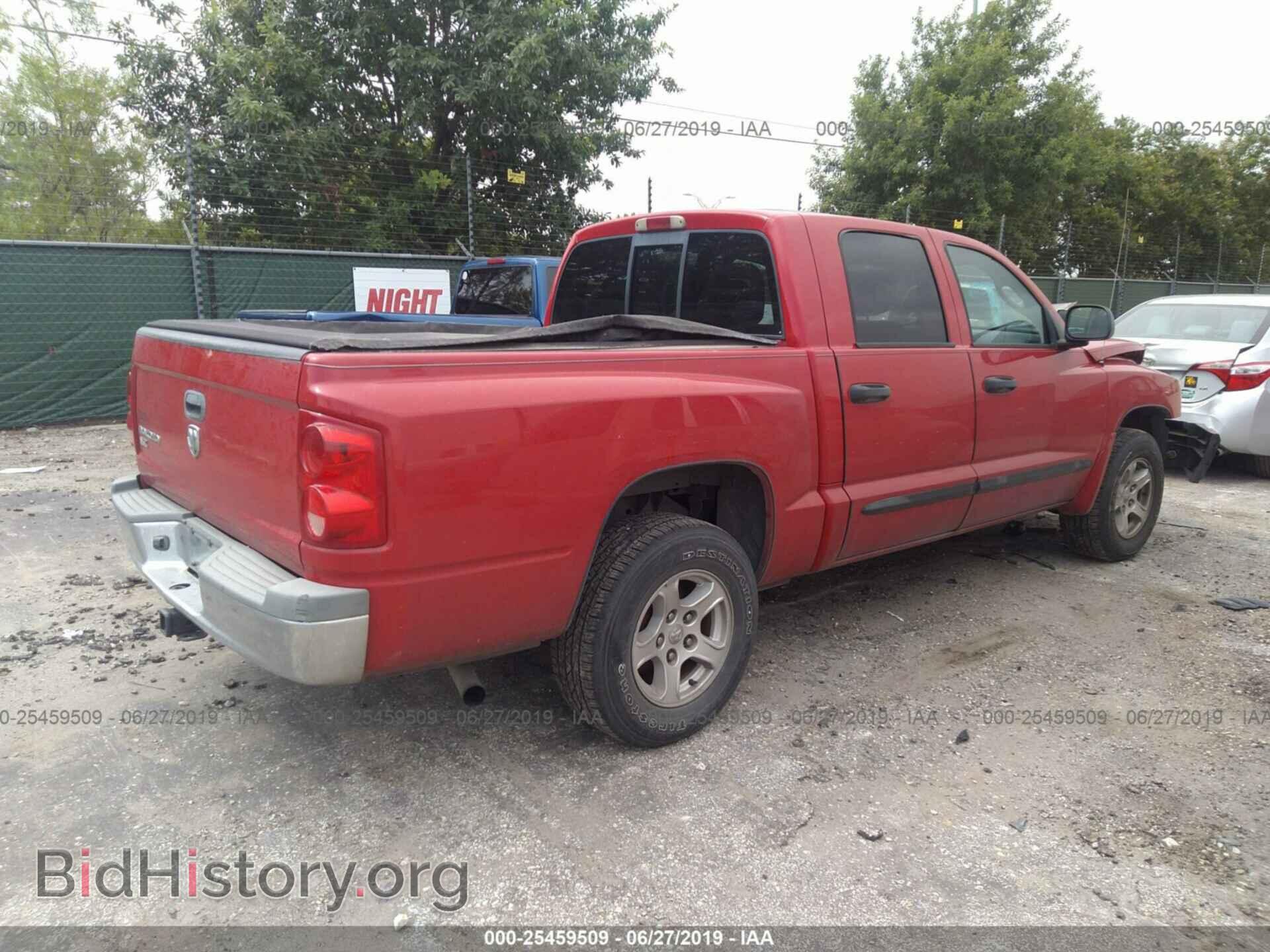 2005 DODGE DAKOTA - VIN: 1D7HE48K75S271236 - Фото 4