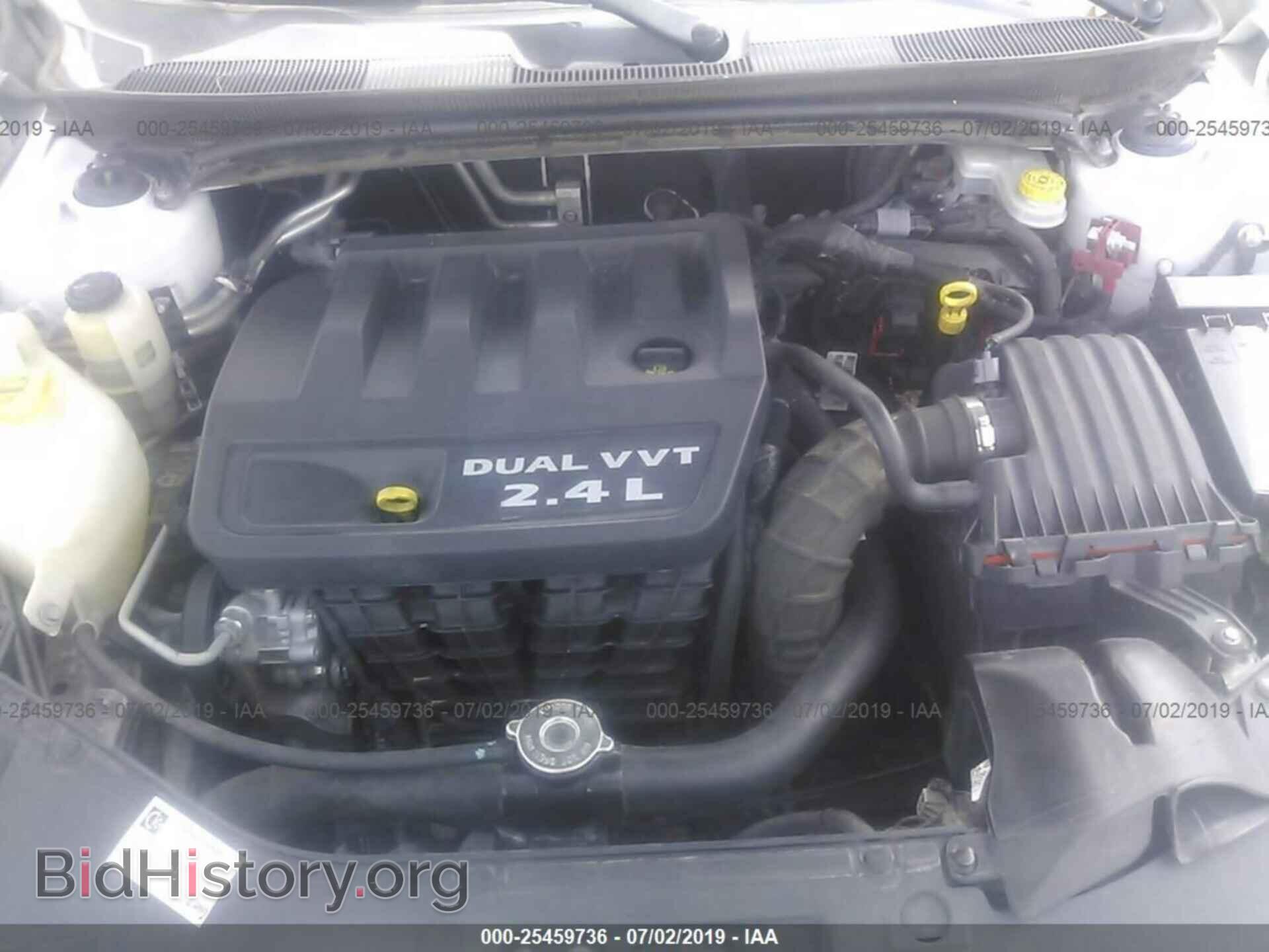 2013 CHRYSLER 200 - VIN: 1C3CCBAB0DN647169 - Photo 10
