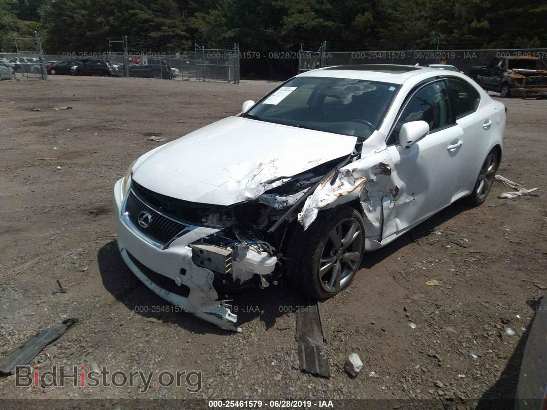2010 LEXUS IS - VIN: JTHBF5C28A2096286 - Photo 2