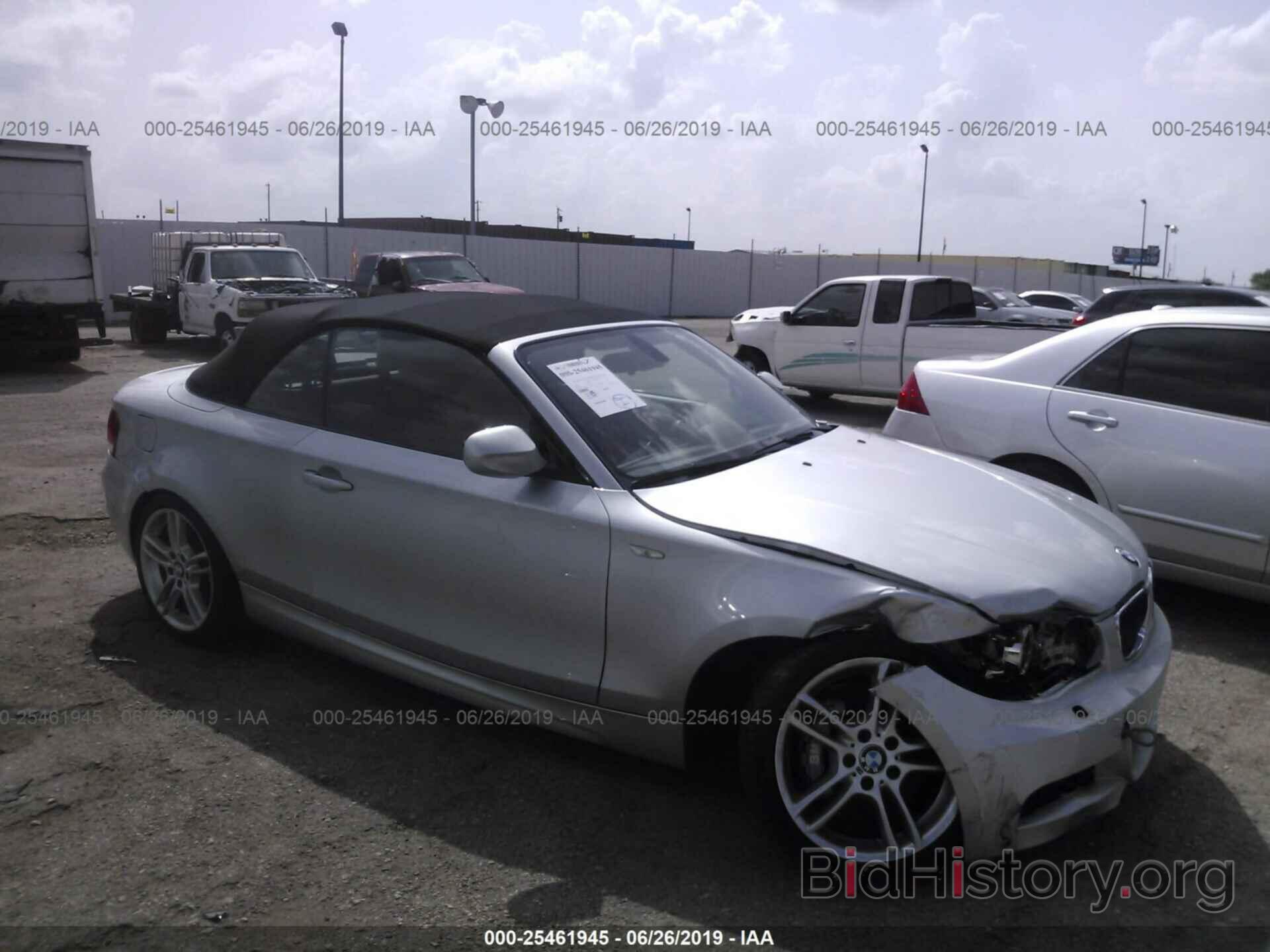 Photo WBAUN7C56DVM27756 - BMW 135 2013