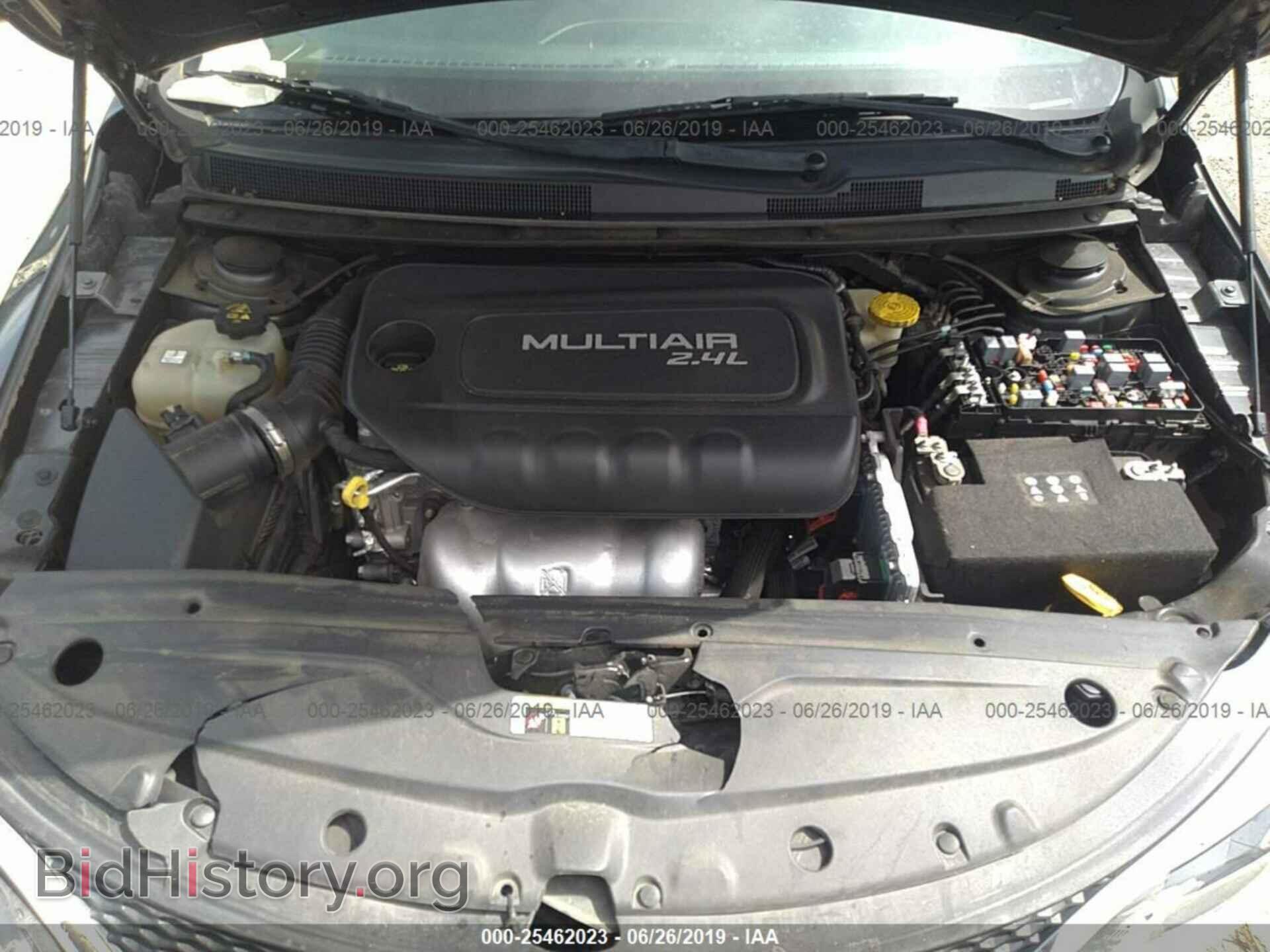 2015 CHRYSLER 200 - VIN: 1C3CCCAB8FN651446 - Photo 10