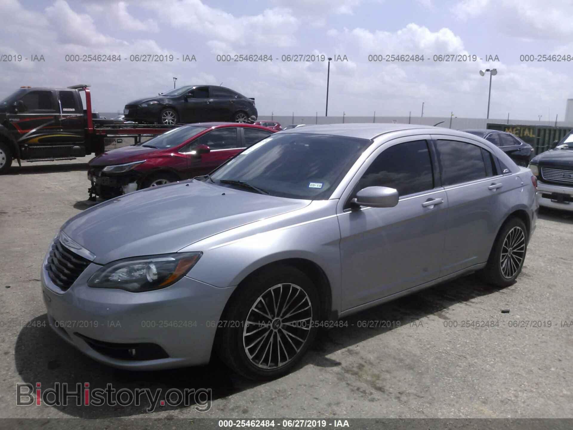2014 CHRYSLER 200 - VIN: 1C3CCBCG1EN191645 - Photo 2