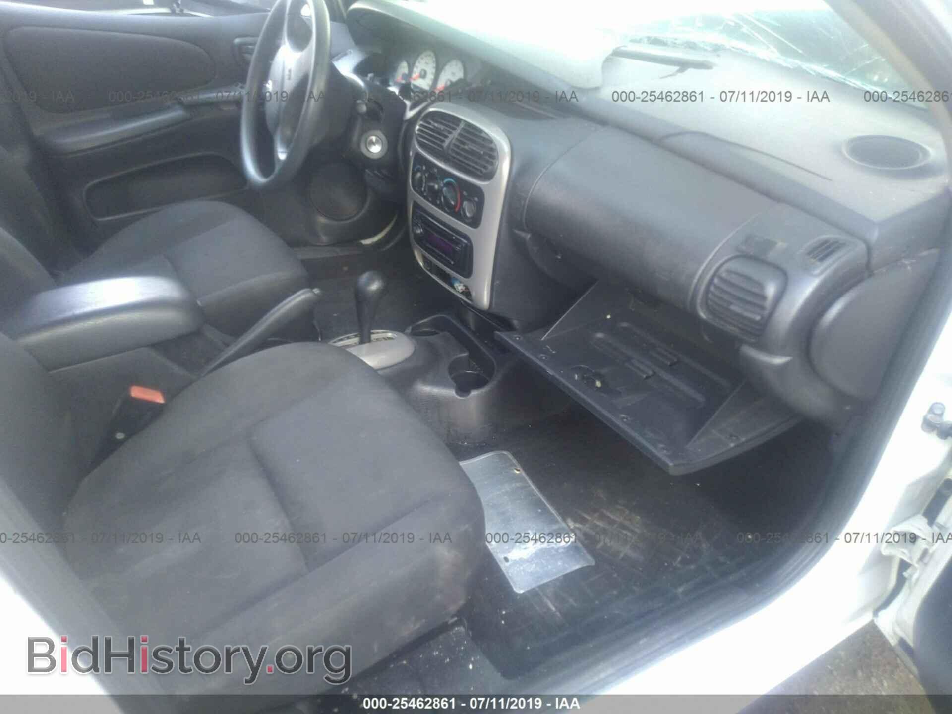 2005 DODGE NEON - VIN: 1B3ES56C15D150070 - Фото 5