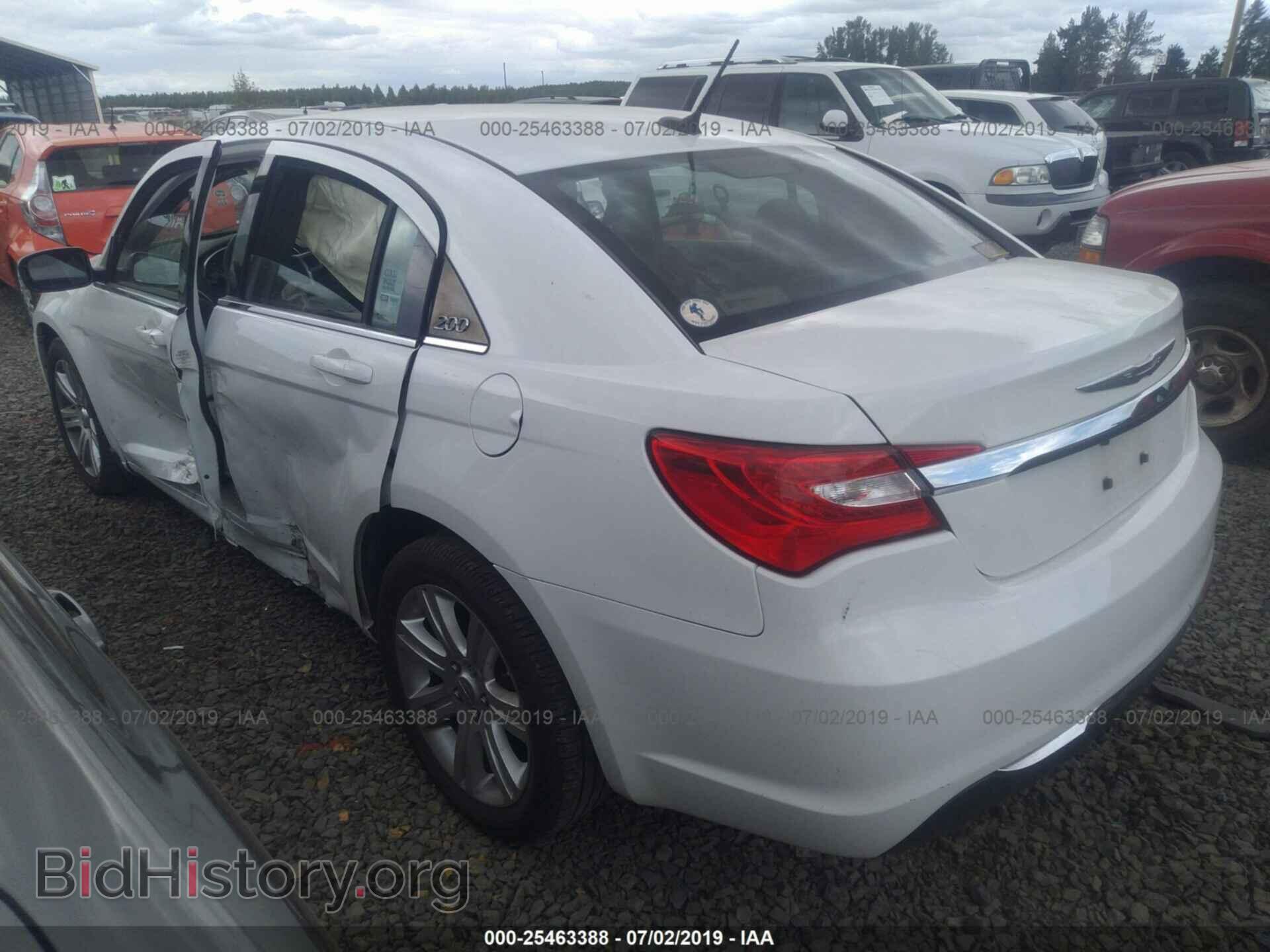 2013 CHRYSLER 200 - VIN: 1C3CCBBB7DN695475 - Photo 3