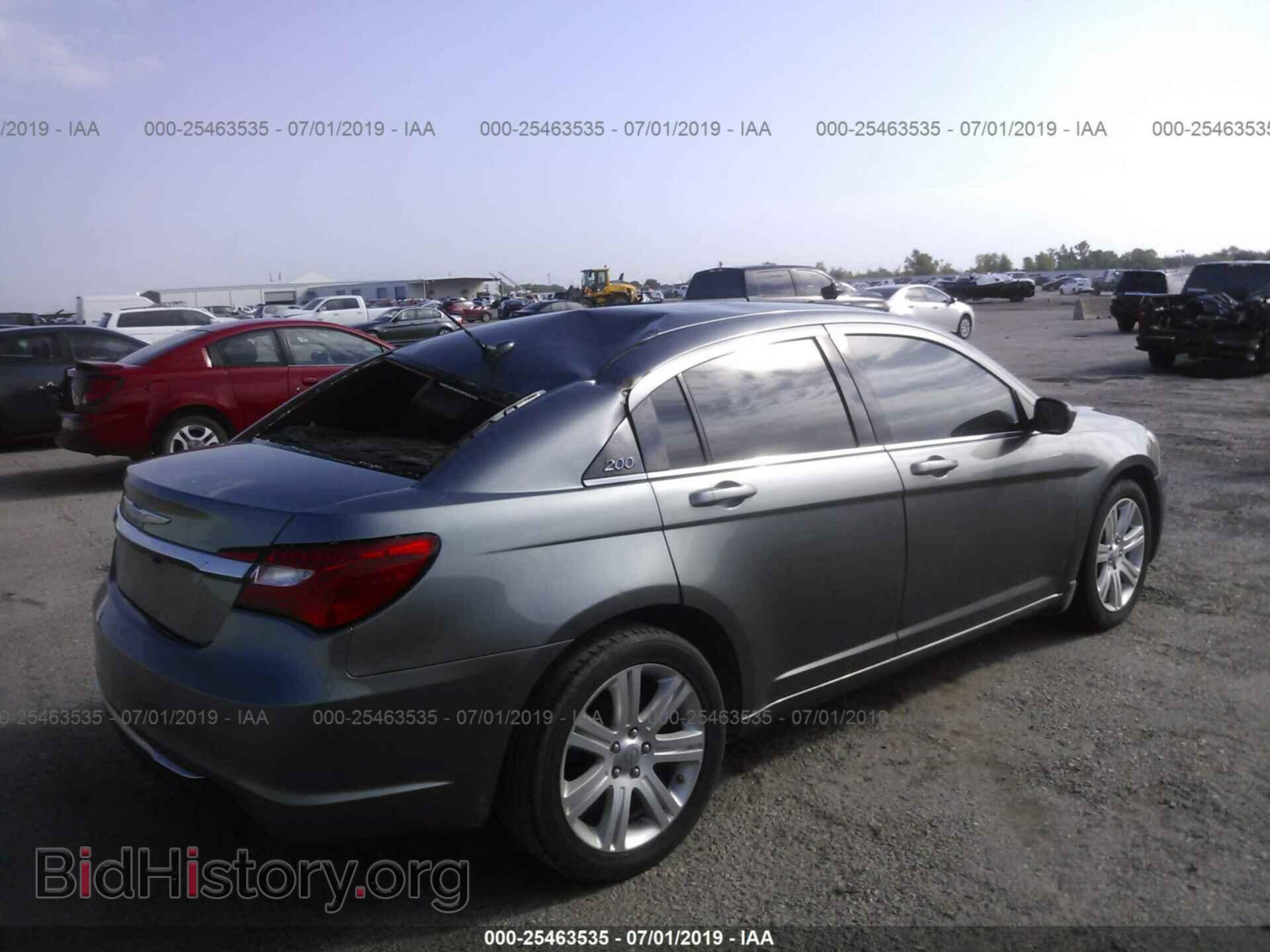 2013 CHRYSLER 200 - VIN: 1C3CCBAB8DN669579 - Photo 4