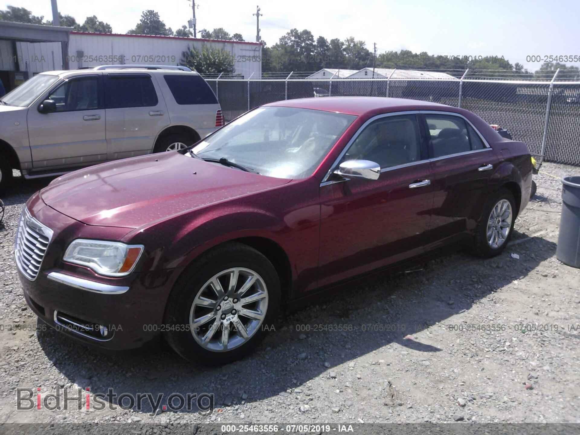2012 CHRYSLER 300 - VIN: 2C3CCACG7CH207816 - Фото 2