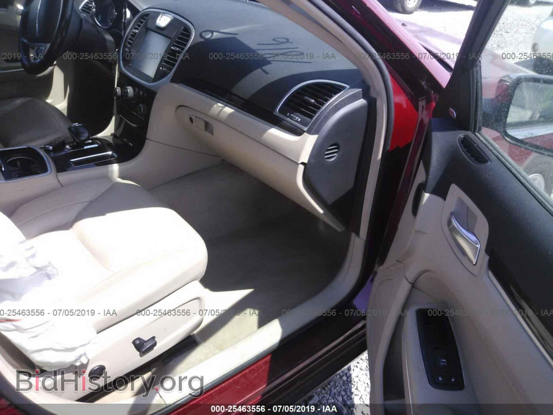 2012 CHRYSLER 300 - VIN: 2C3CCACG7CH207816 - Фото 5
