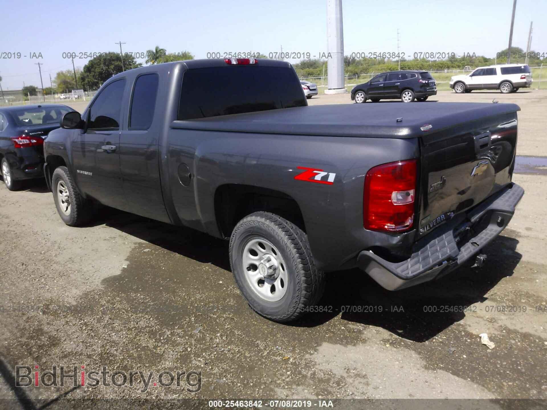 2011 CHEVROLET SILVERADO - VIN: 1GCRKPE35BZ169751 - Фото 3
