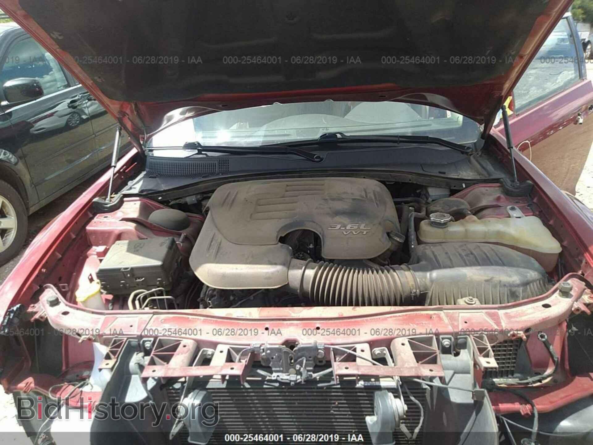 2014 CHRYSLER 300C - VIN: 2C3CCAEG6EH365242 - Фото 10