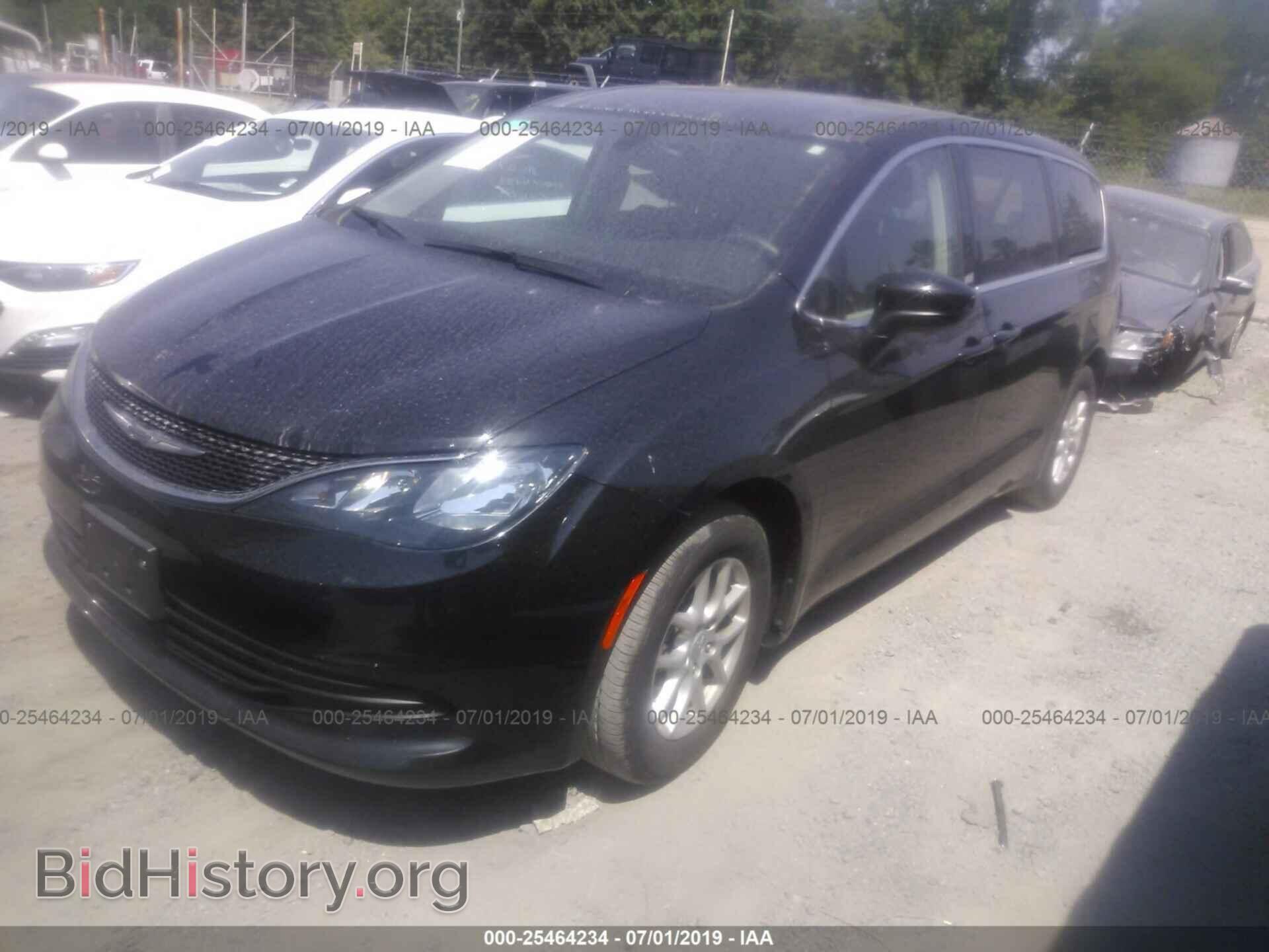 2017 CHRYSLER PACIFICA - VIN: 2C4RC1DG5HR744707 - Photo 2
