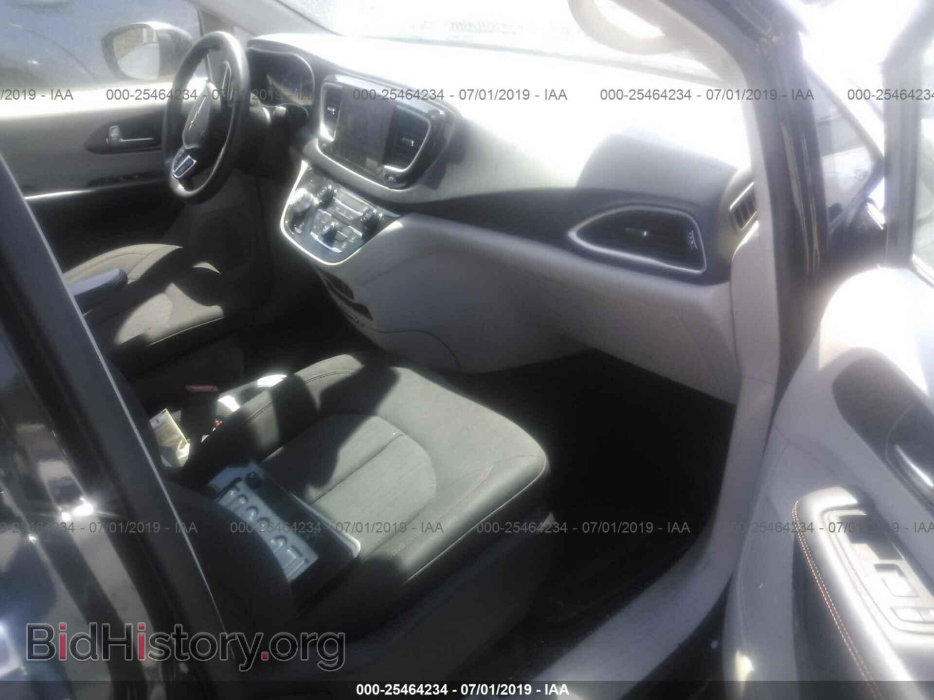 2017 CHRYSLER PACIFICA - VIN: 2C4RC1DG5HR744707 - Photo 5