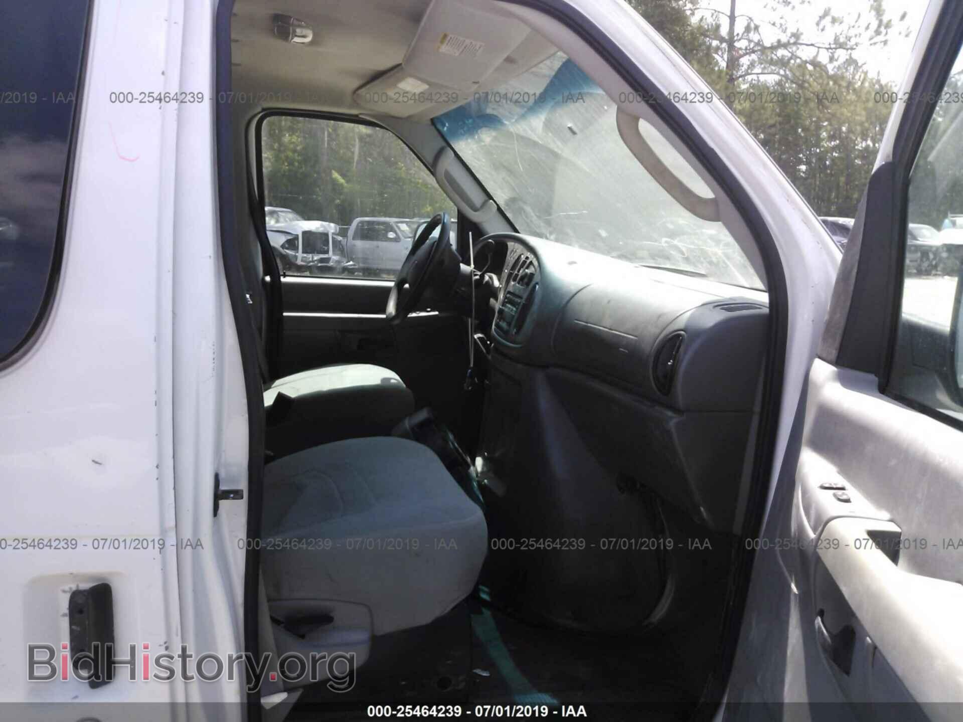2008 FORD ECONOLINE - VIN: 1FBSS31L18DA19243 - Фото 5