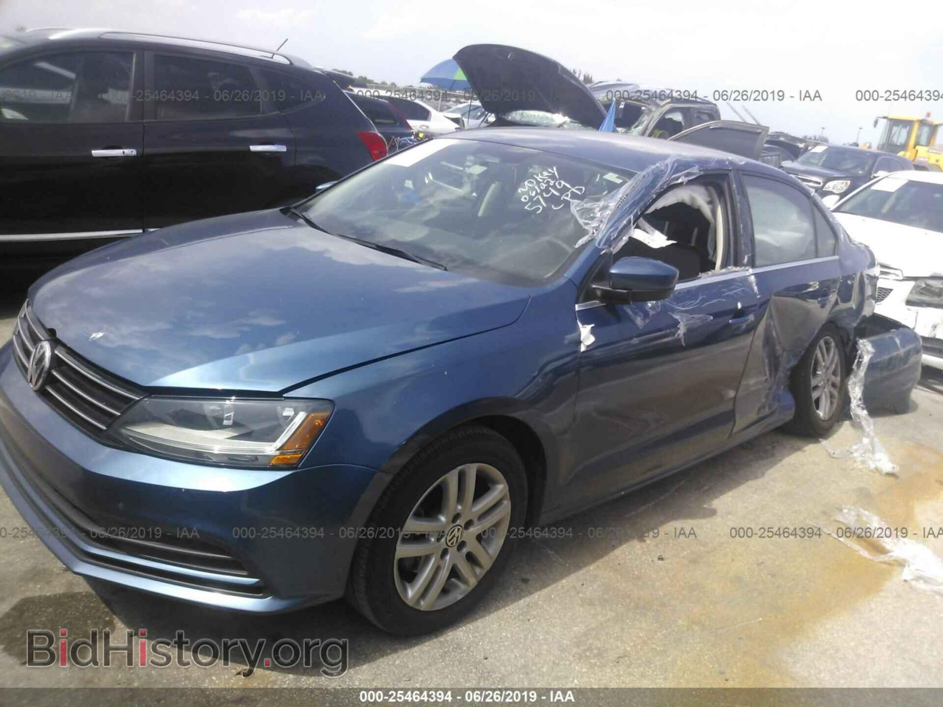 2017 VOLKSWAGEN JETTA - VIN: 3VW2B7AJ3HM255749 - Photo 2