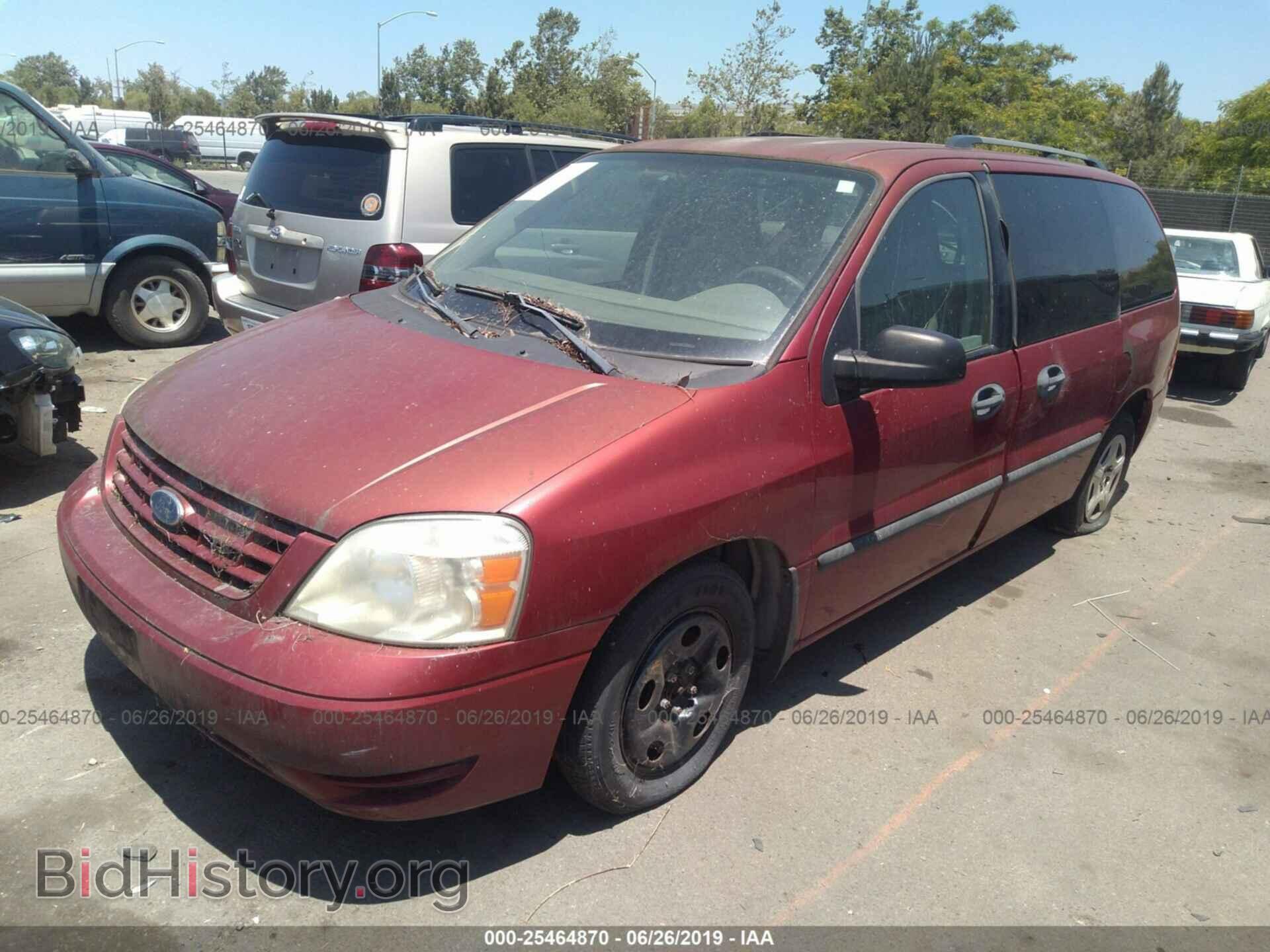 2004 FORD FREESTAR - VIN: 2FMDA51664BB16088 - Photo 2