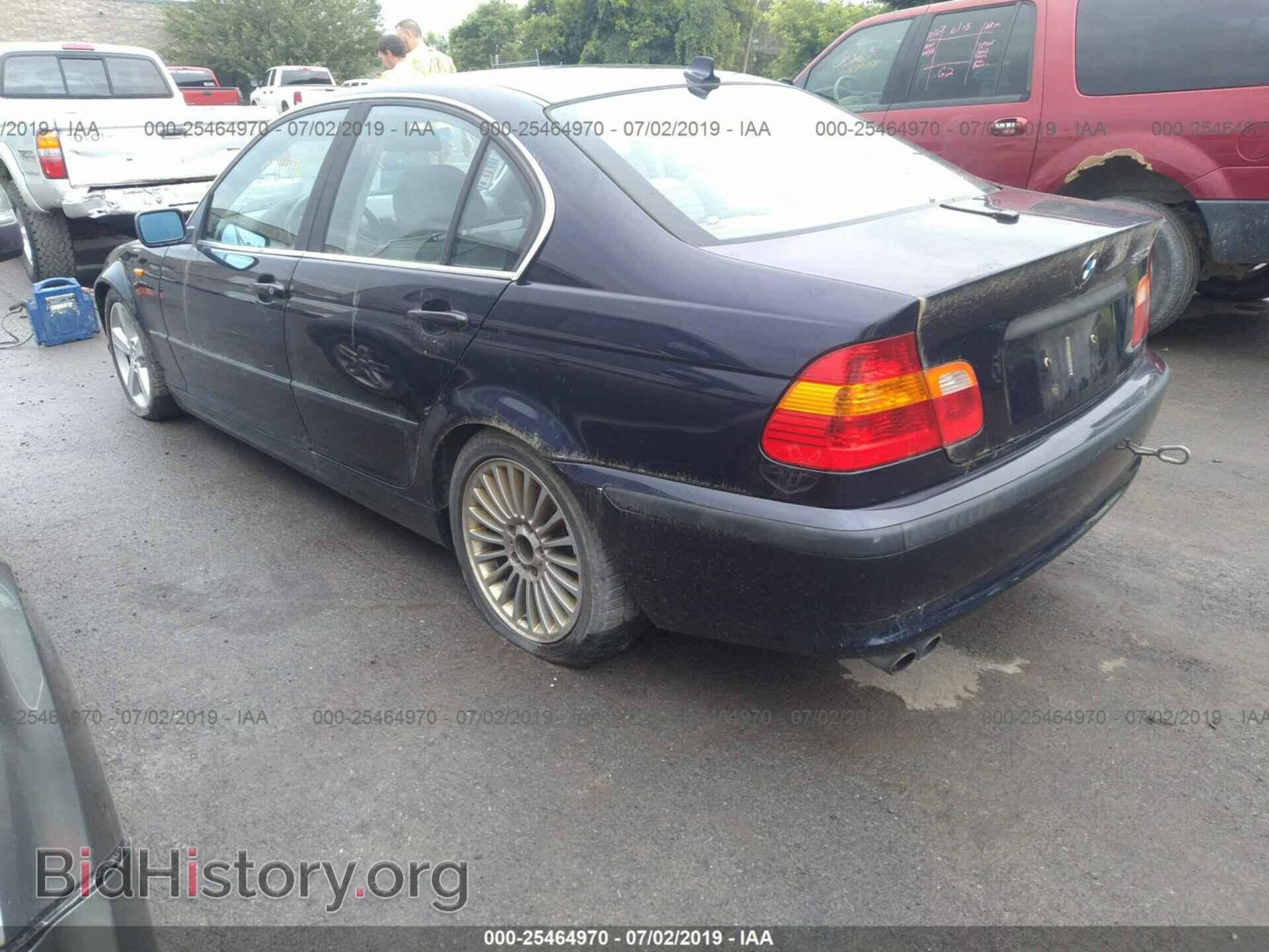 2005 BMW 330 - VIN: WBAEW53475PN36794 - Фото 3