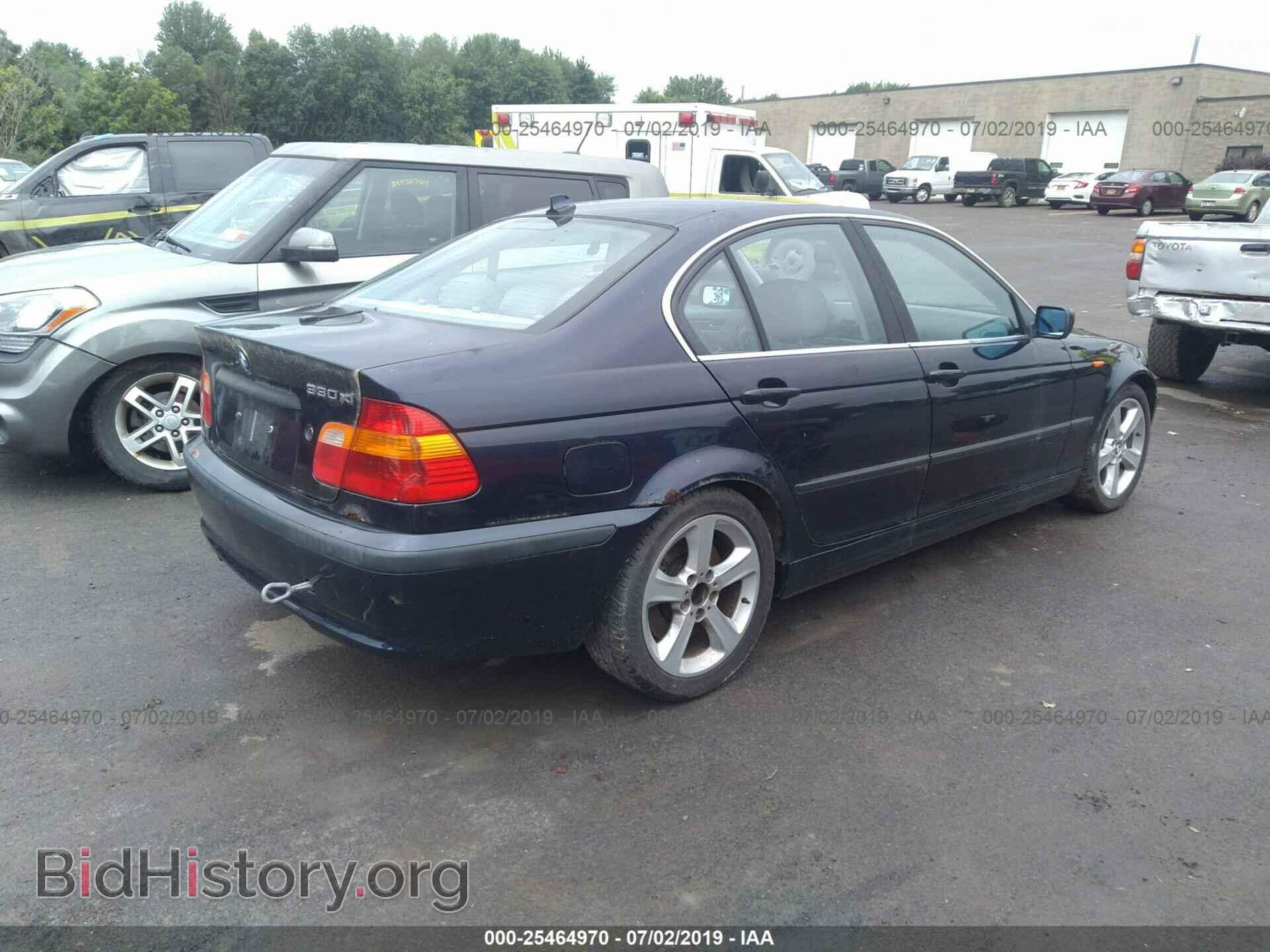 2005 BMW 330 - VIN: WBAEW53475PN36794 - Фото 4