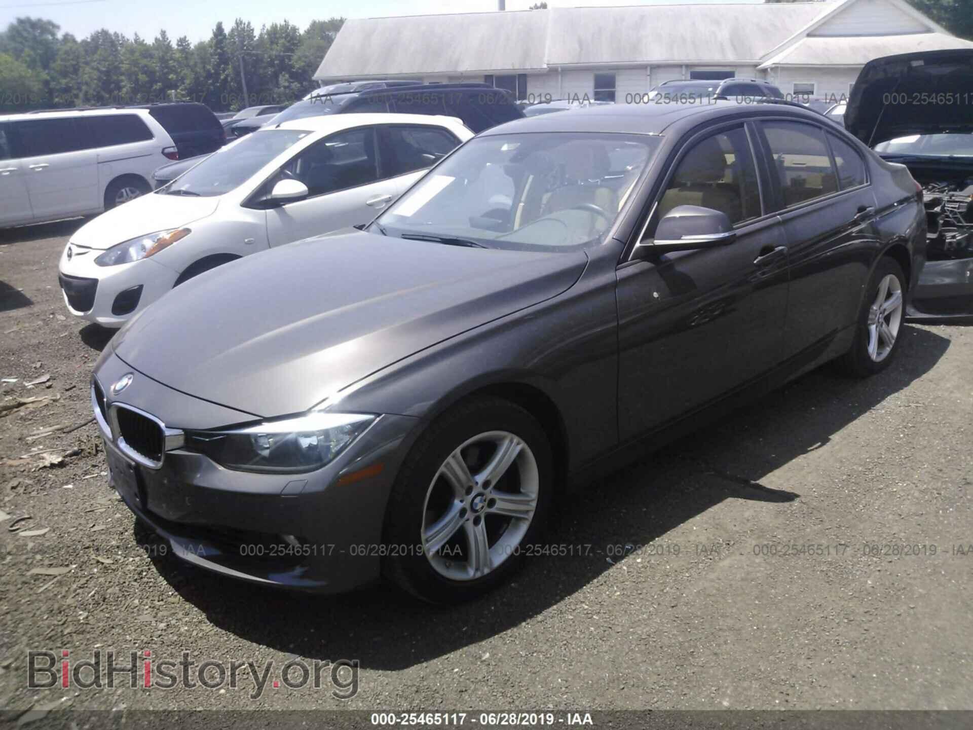 2015 BMW 328 - VIN: WBA3B5C54FF962896 - Фото 2