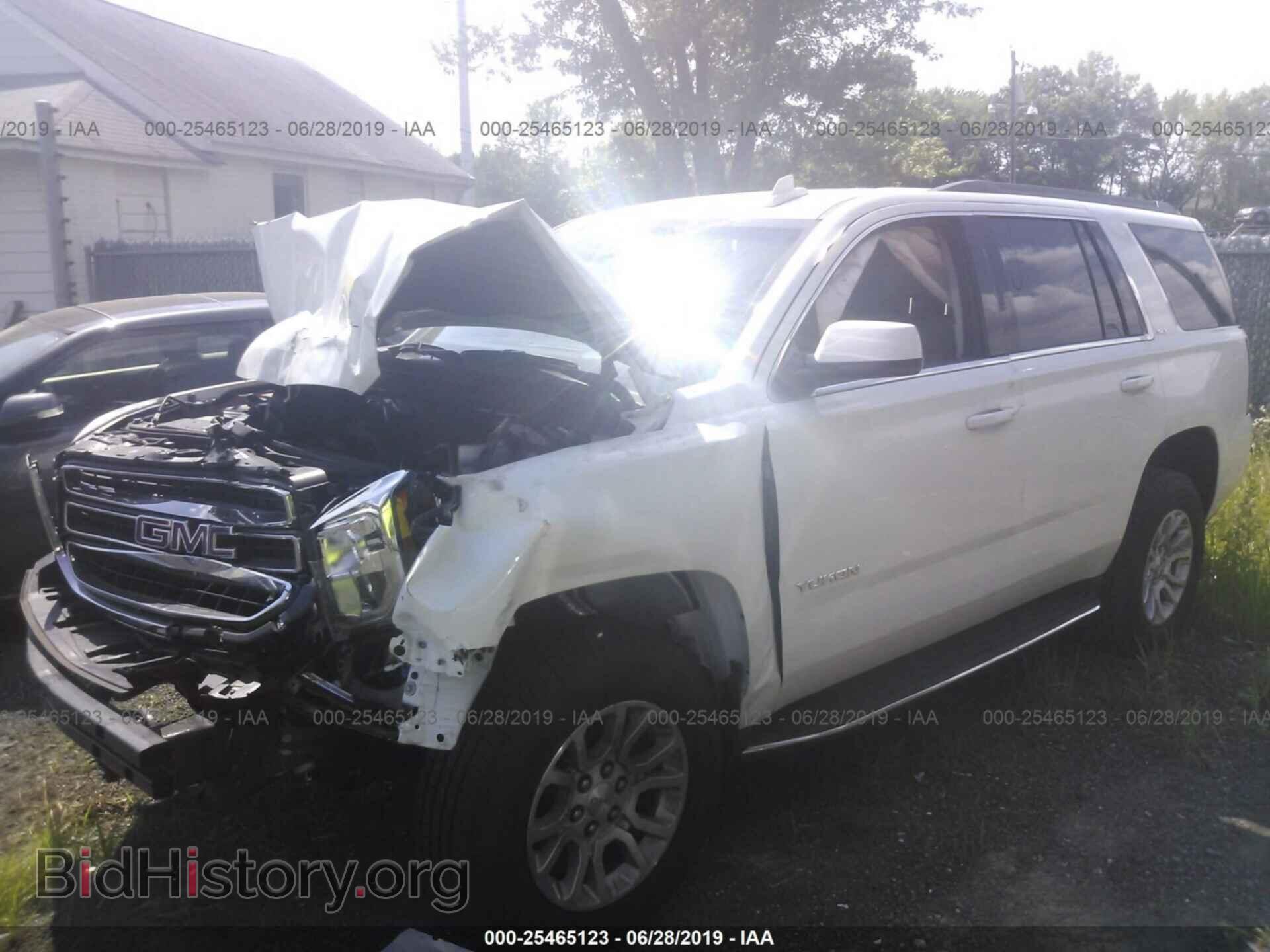 2016 GMC YUKON - VIN: 1GKS2BKC8GR468624 - Photo 2