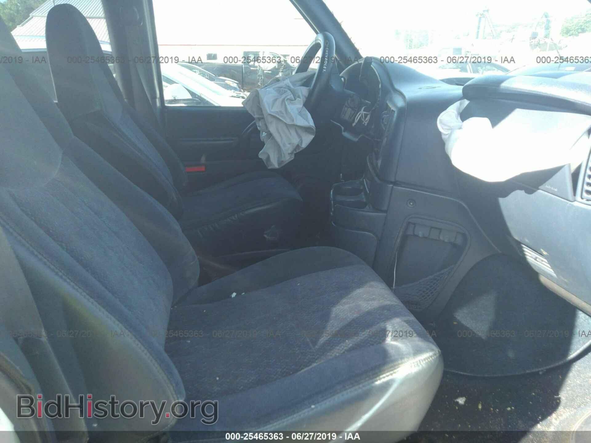 2000 CHEVROLET ASTRO - VIN: 1GNDM19W6YB200522 - Фото 5