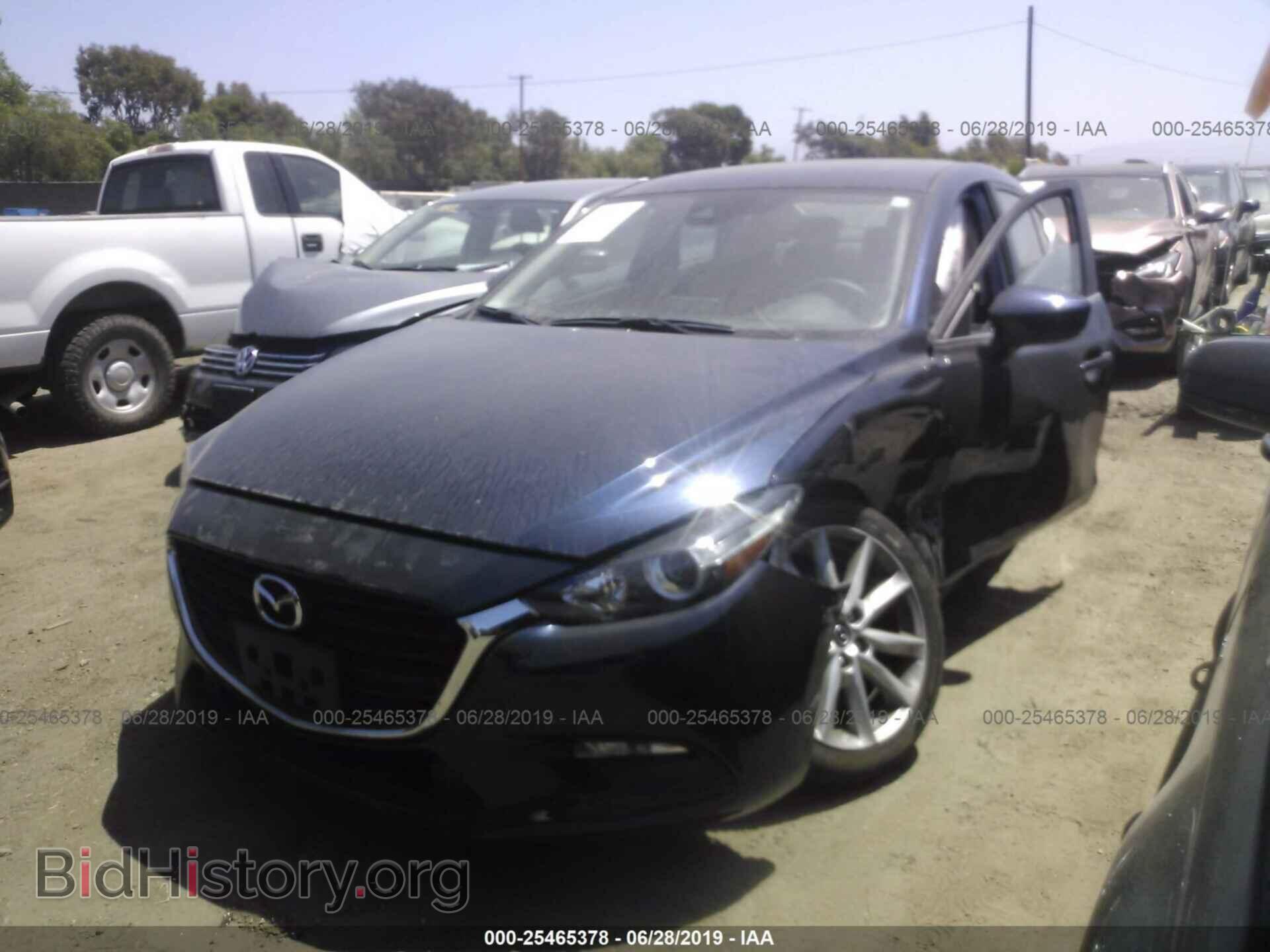 2017 MAZDA 3 - VIN: 3MZBN1V77HM129252 - Фото 2