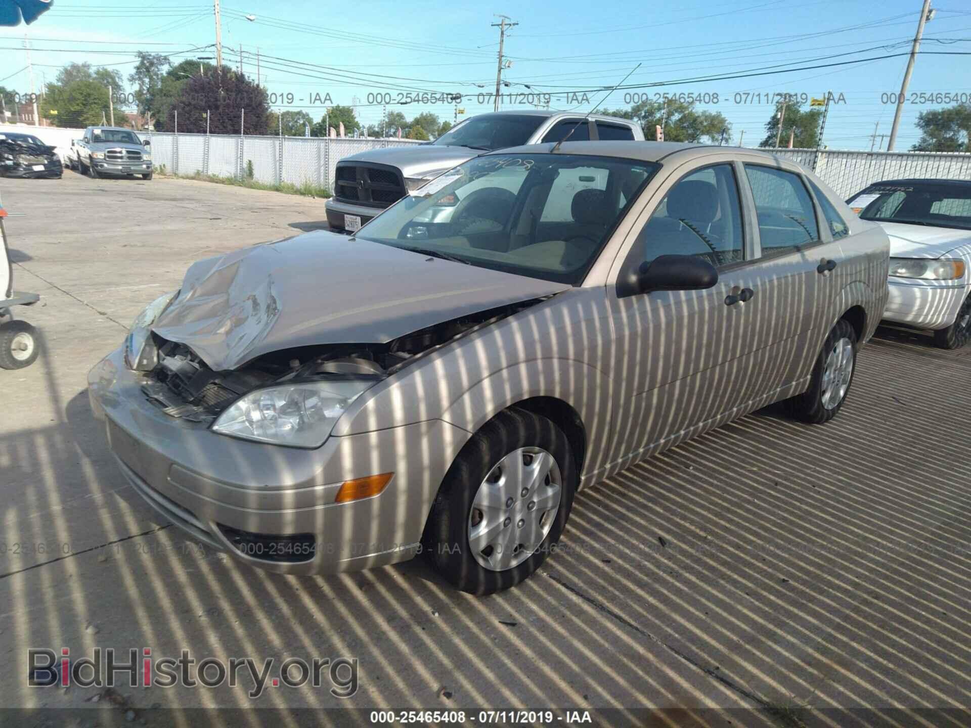 2007 FORD FOCUS - VIN: 1FAHP34N07W325945 - Фото 2