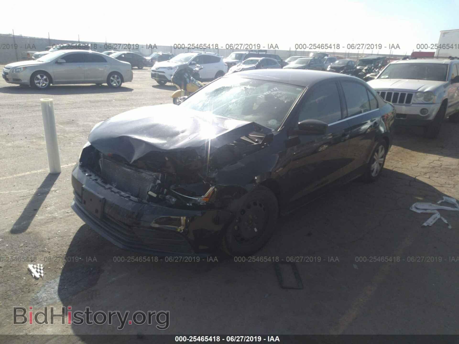 2017 VOLKSWAGEN JETTA - VIN: 3VW2B7AJ2HM276415 - Фото 2