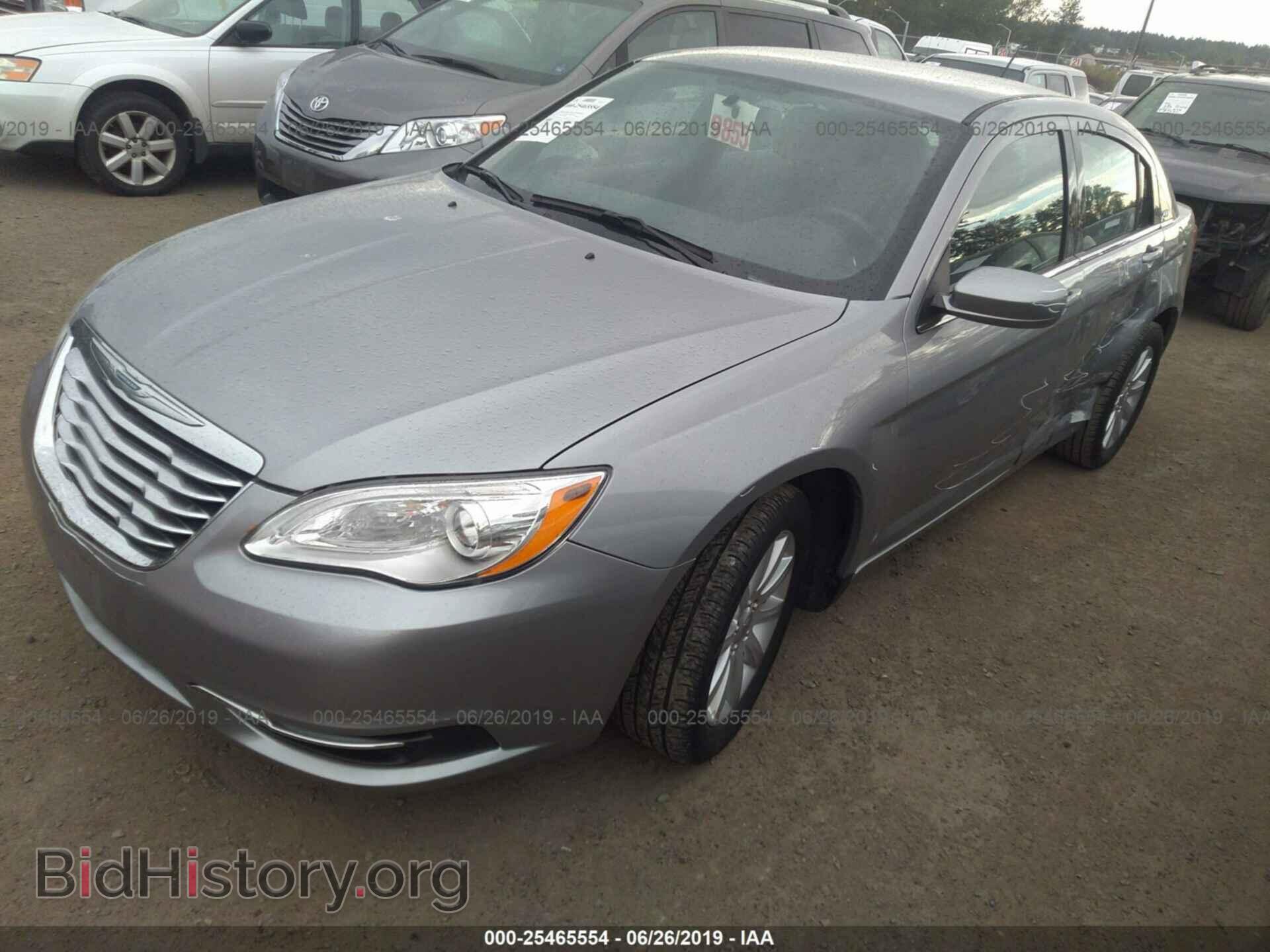 2013 CHRYSLER 200 - VIN: 1C3CCBBB7DN513029 - Photo 2