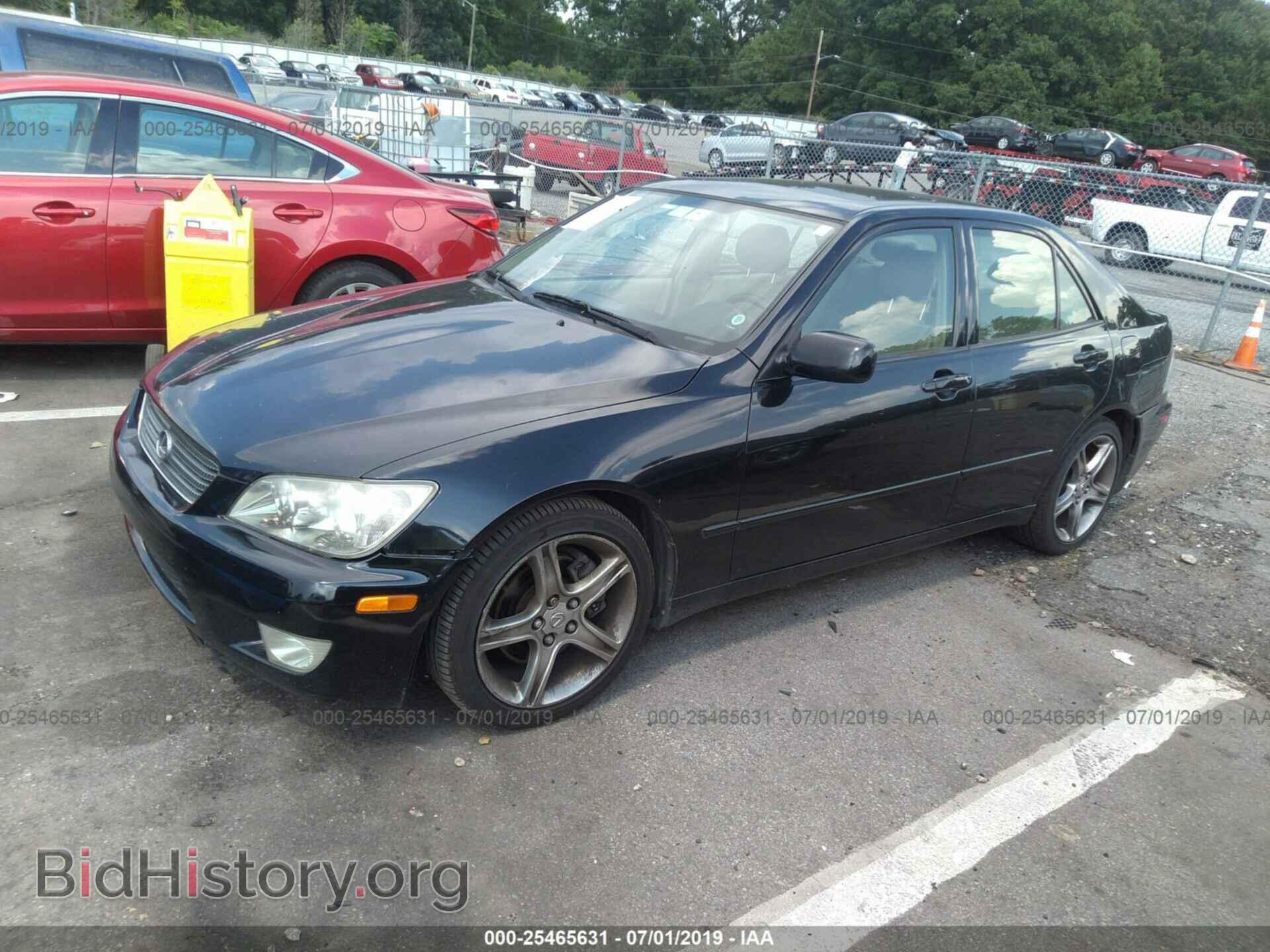 2001 LEXUS IS - VIN: JTHBD182610025736 - Фото 2