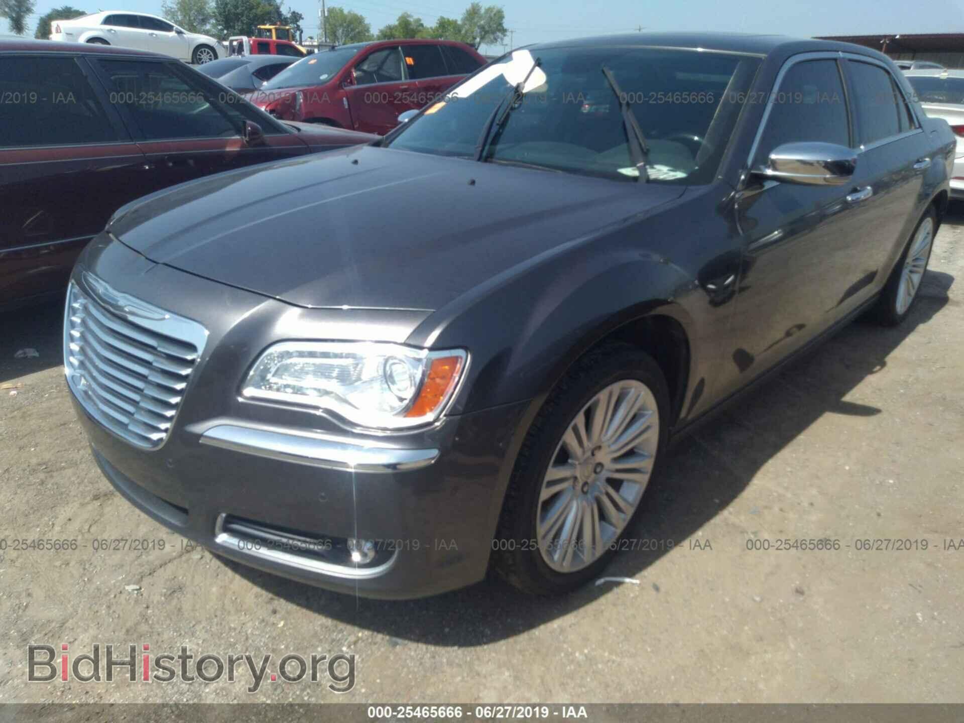 2014 CHRYSLER 300C - VIN: 2C3CCAEG9EH340027 - Фото 2