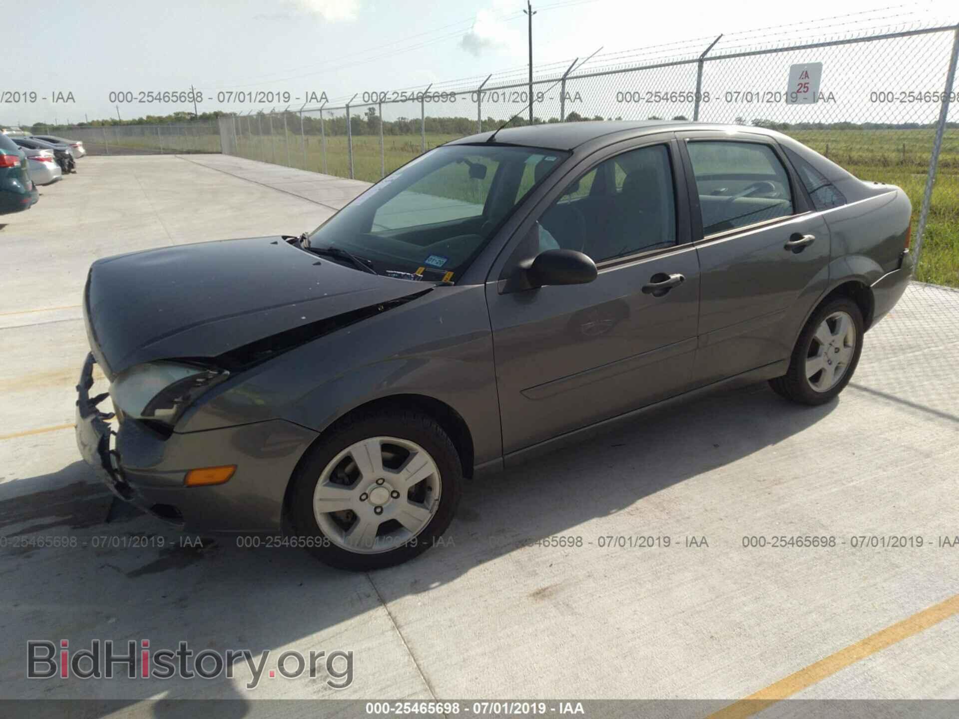 2006 FORD FOCUS - VIN: 1FAHP34N56W125061 - Фото 2