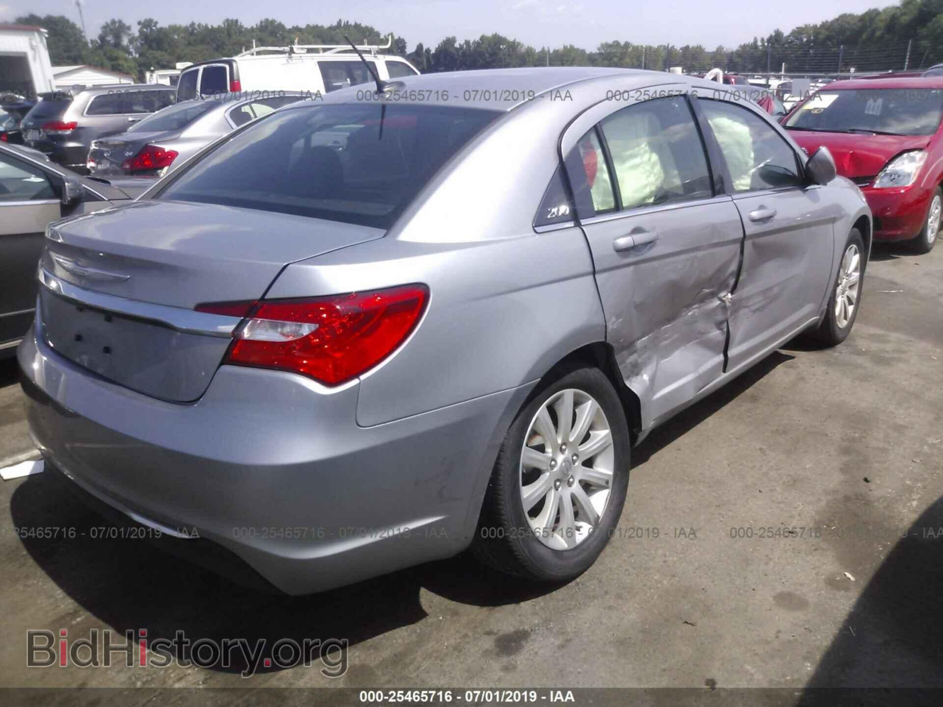 2013 CHRYSLER 200 - VIN: 1C3CCBBB3DN600040 - Photo 4