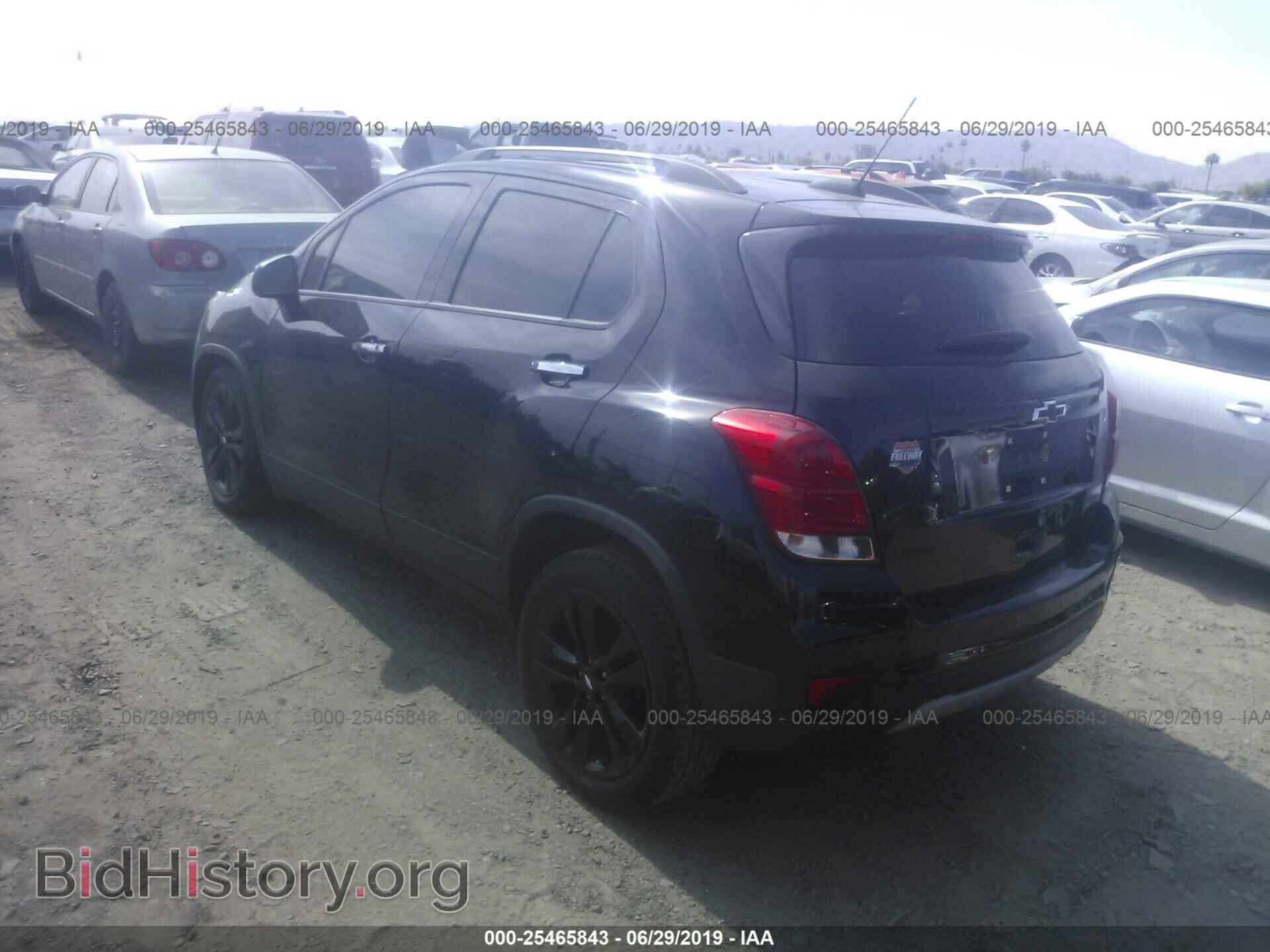 2019 CHEVROLET TRAX - VIN: 3GNCJLSB3KL139806 - Фото 3