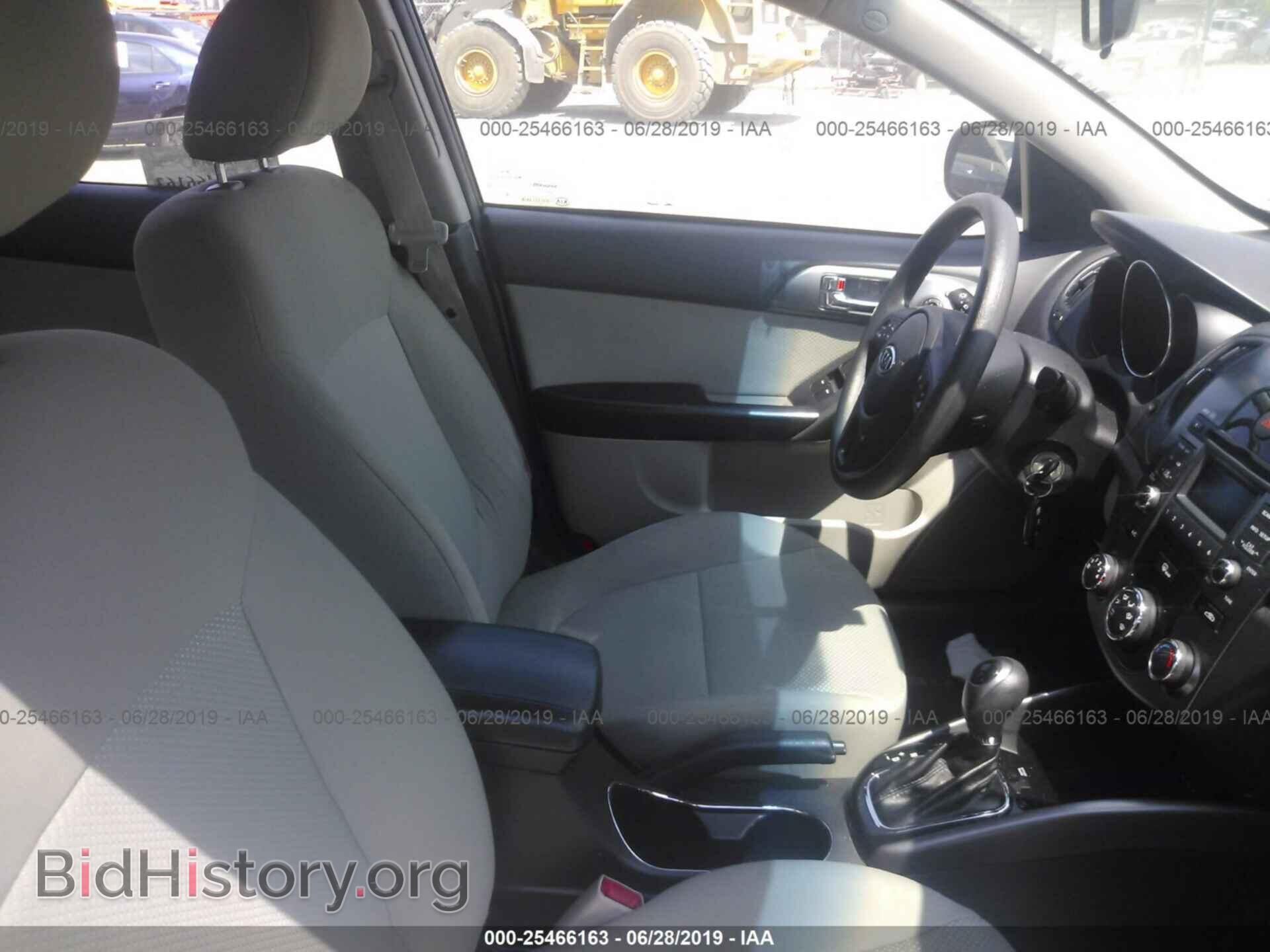 2013 KIA FORTE - VIN: KNAFU4A23D5717536 - Photo 5