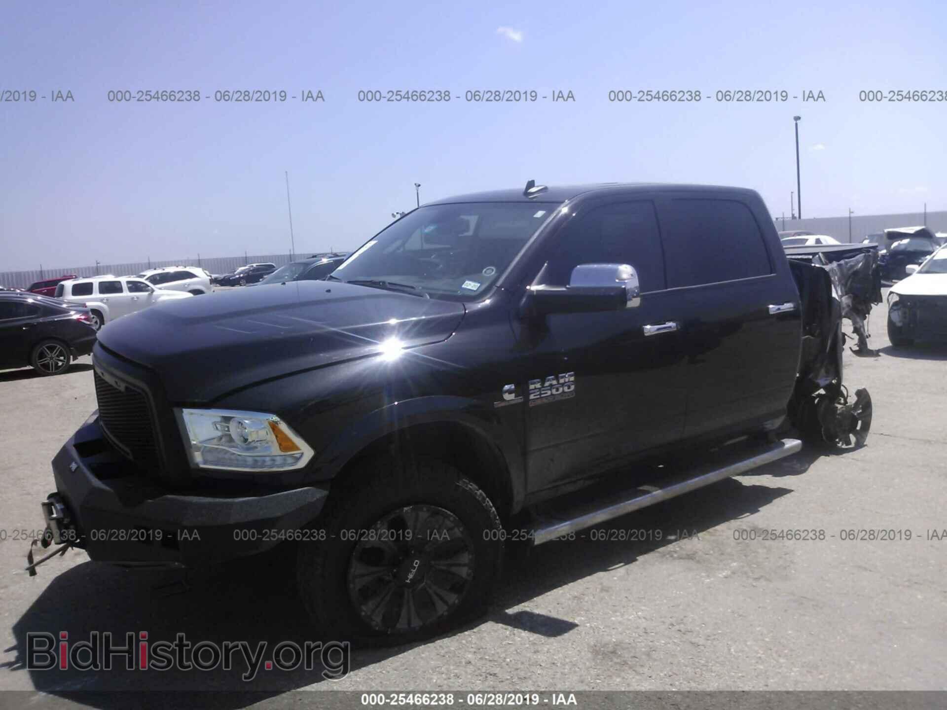 2016 RAM 2500 - VIN: 3C6UR5FL5GG363123 - Фото 2