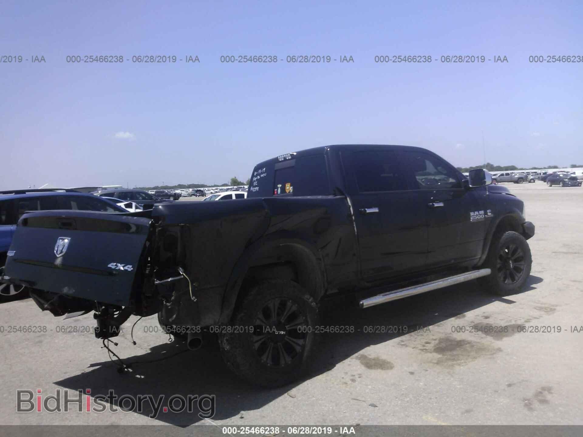 2016 RAM 2500 - VIN: 3C6UR5FL5GG363123 - Фото 4