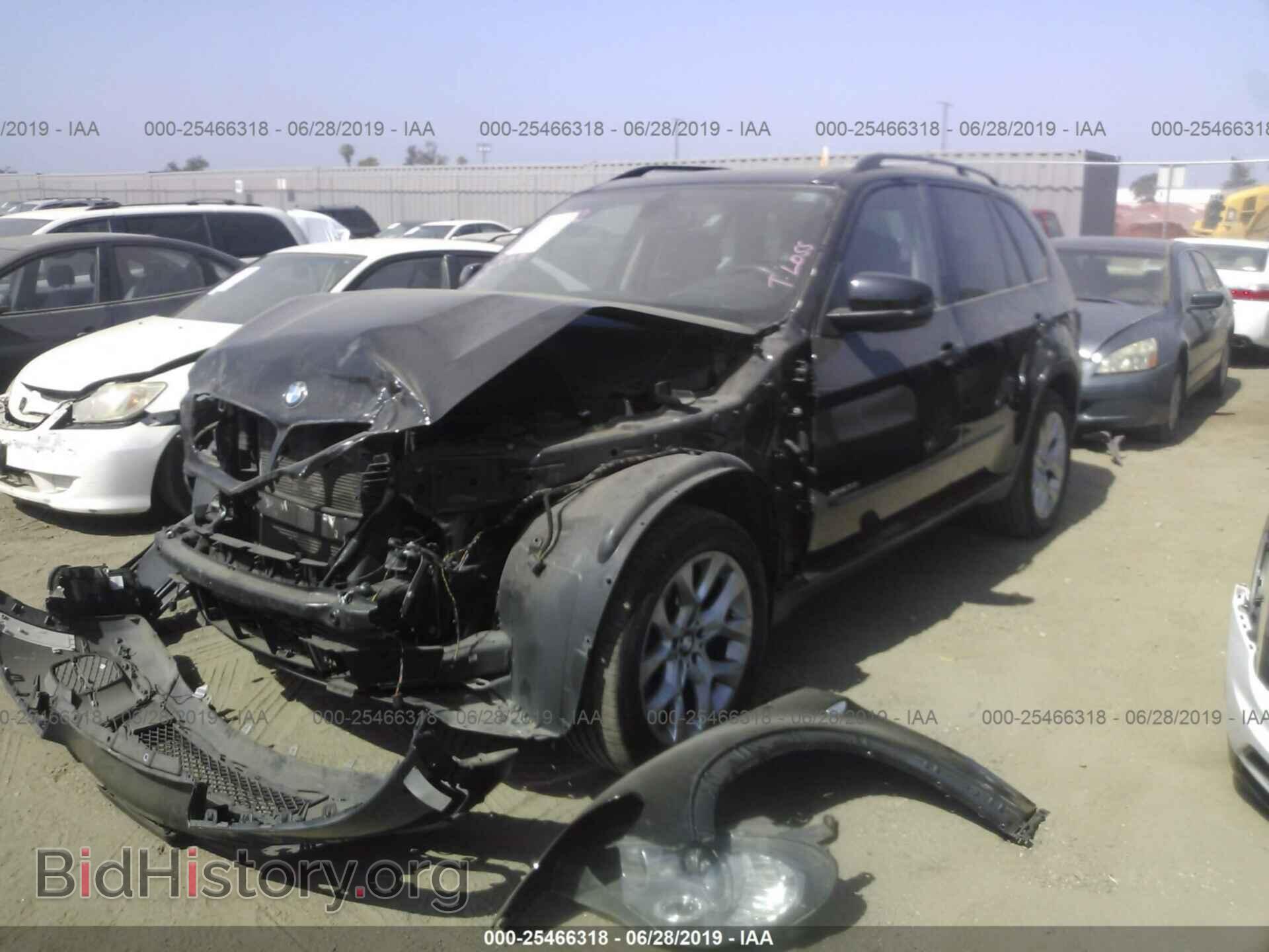 2011 BMW X5 - VIN: 5UXZV4C58BL402372 - Фото 2