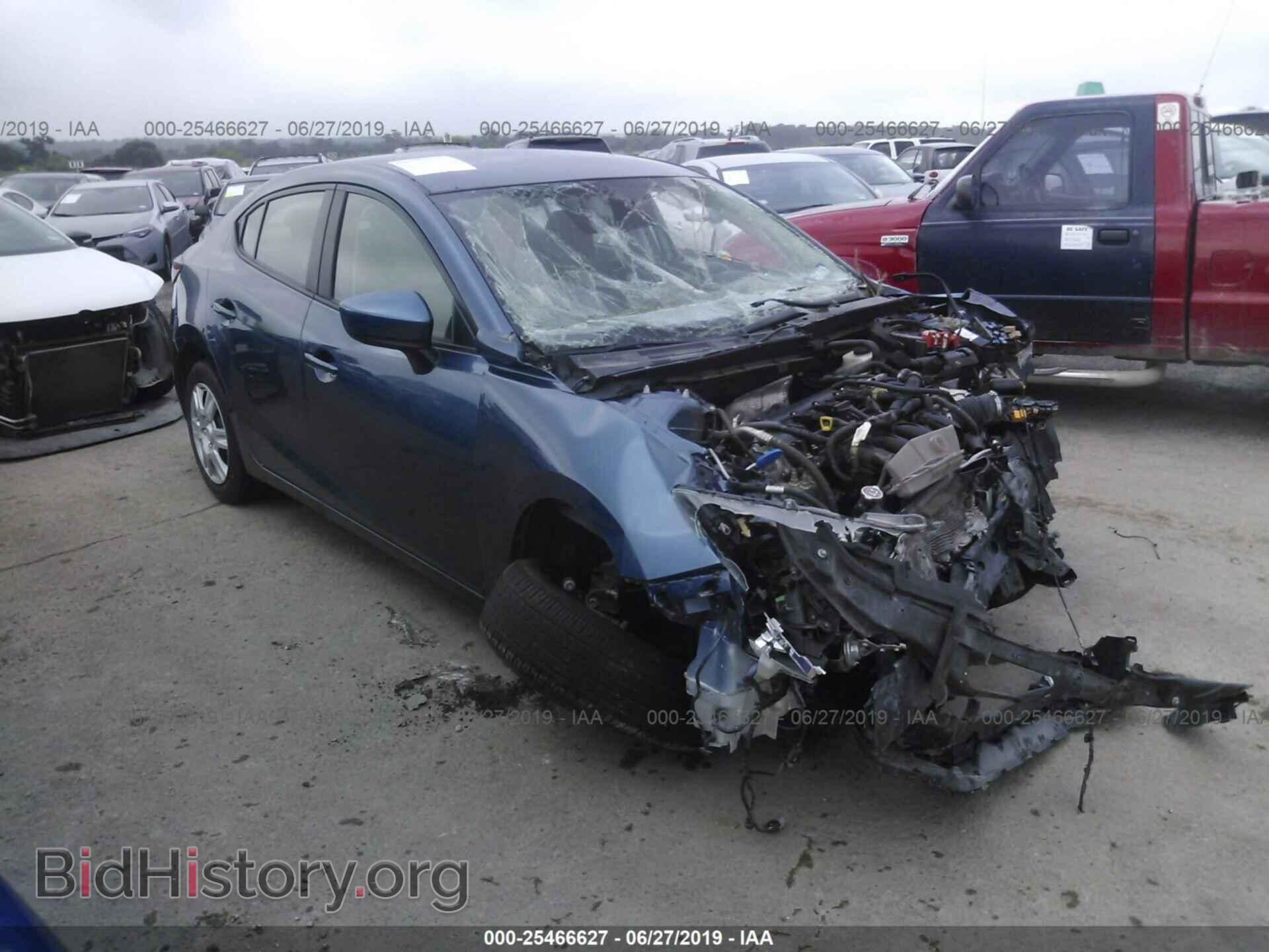 Фотография 3MZBN1U7XHM136164 - MAZDA 3 2017