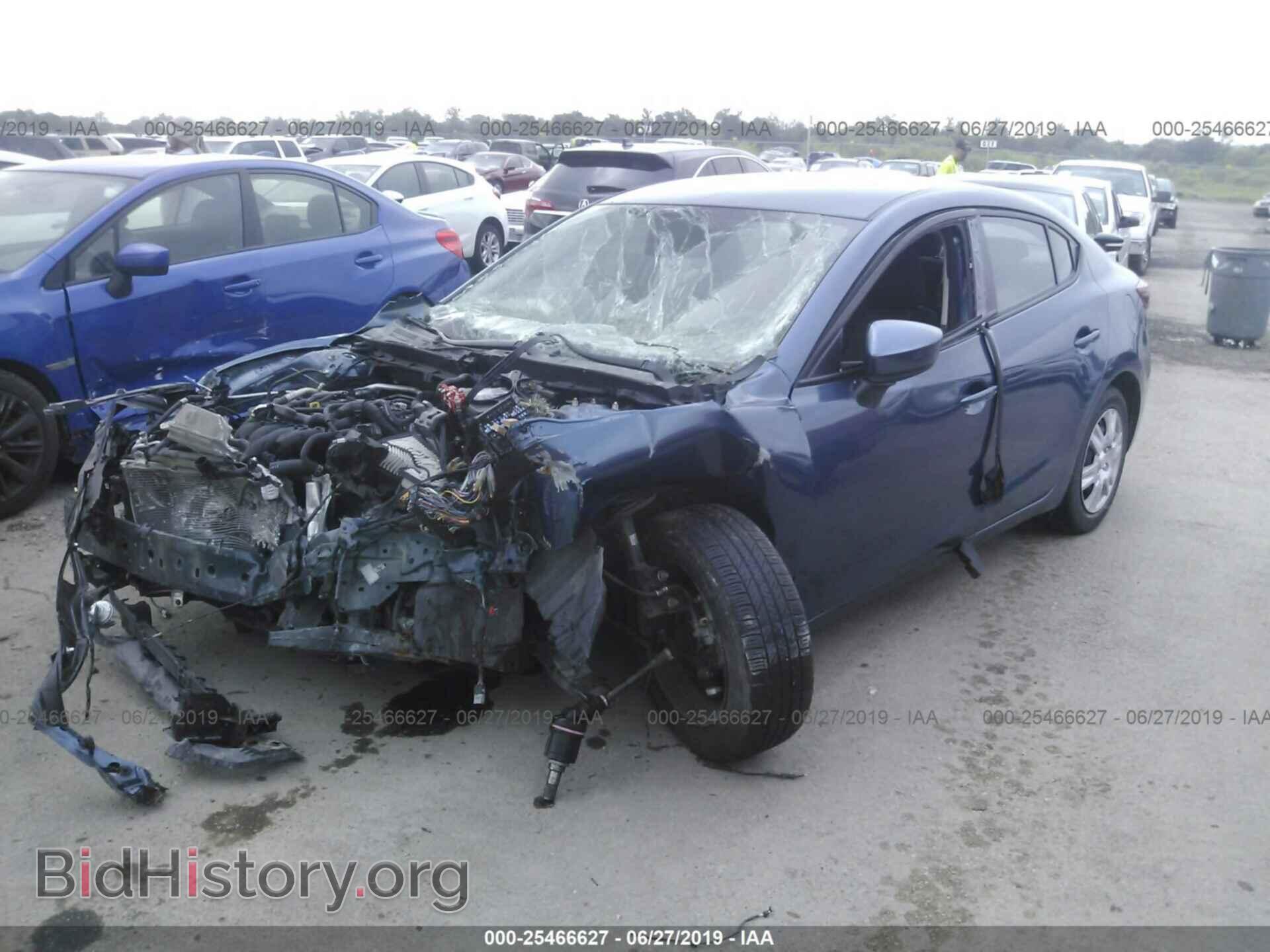 2017 MAZDA 3 - VIN: 3MZBN1U7XHM136164 - Photo 2