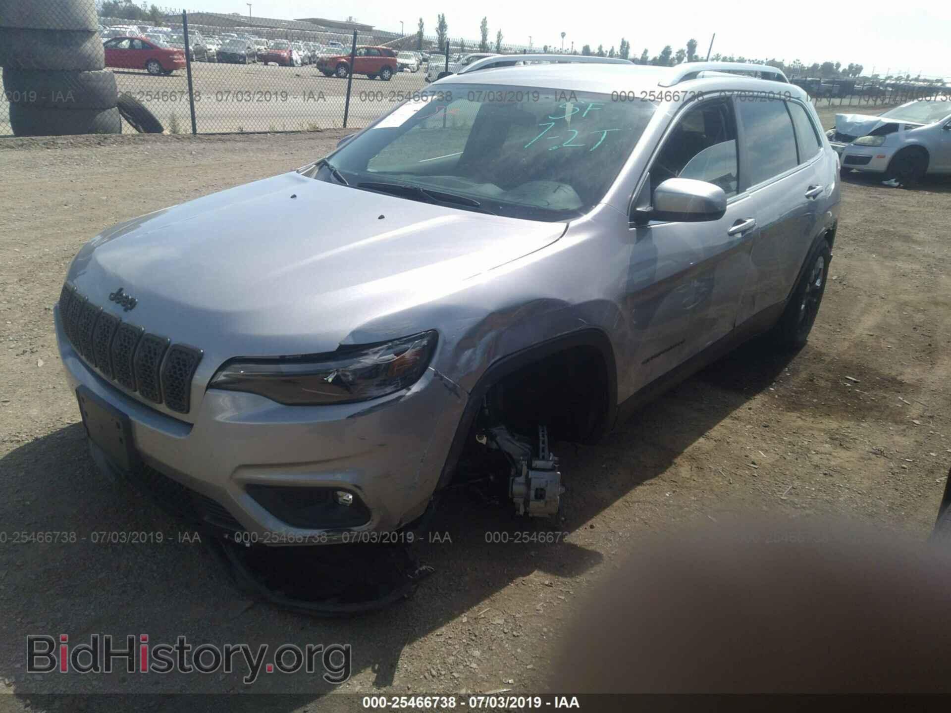 2019 JEEP CHEROKEE - VIN: 1C4PJLCB4KD358112 - Photo 2