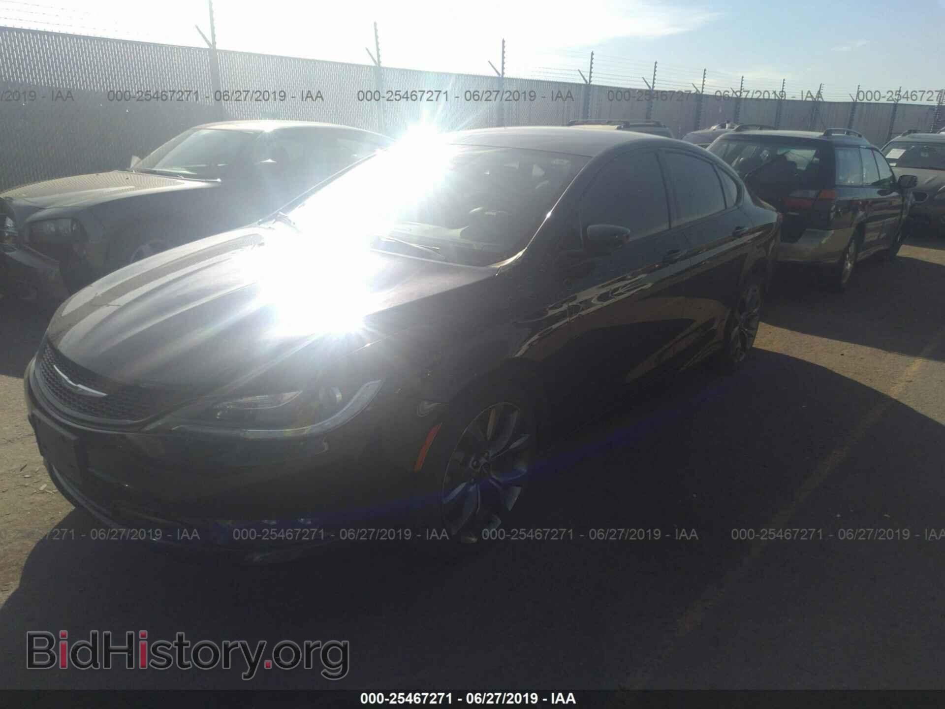 2015 CHRYSLER 200 - VIN: 1C3CCCDG2FN656861 - Фото 2