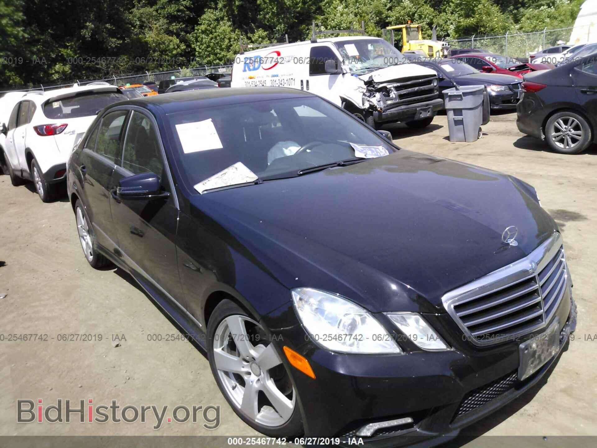 Photo WDDHF8HB2BA426104 - MERCEDES-BENZ E 2011